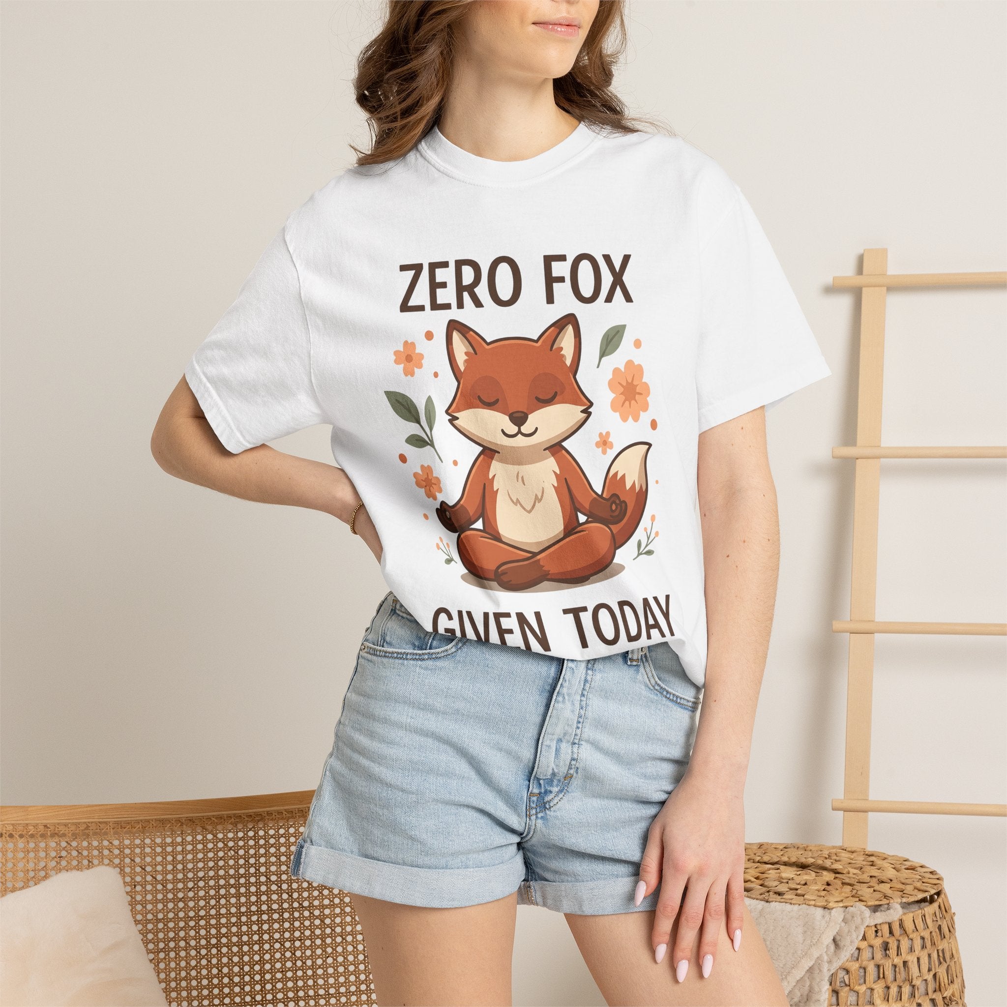 Peaceful Fox Shirt Yoga Creatures Gift Women Sweet Tee Fox T-Shirt Yoga Enthusiast Cute Tshirt Animal Graphic Clean Floral Tshirt