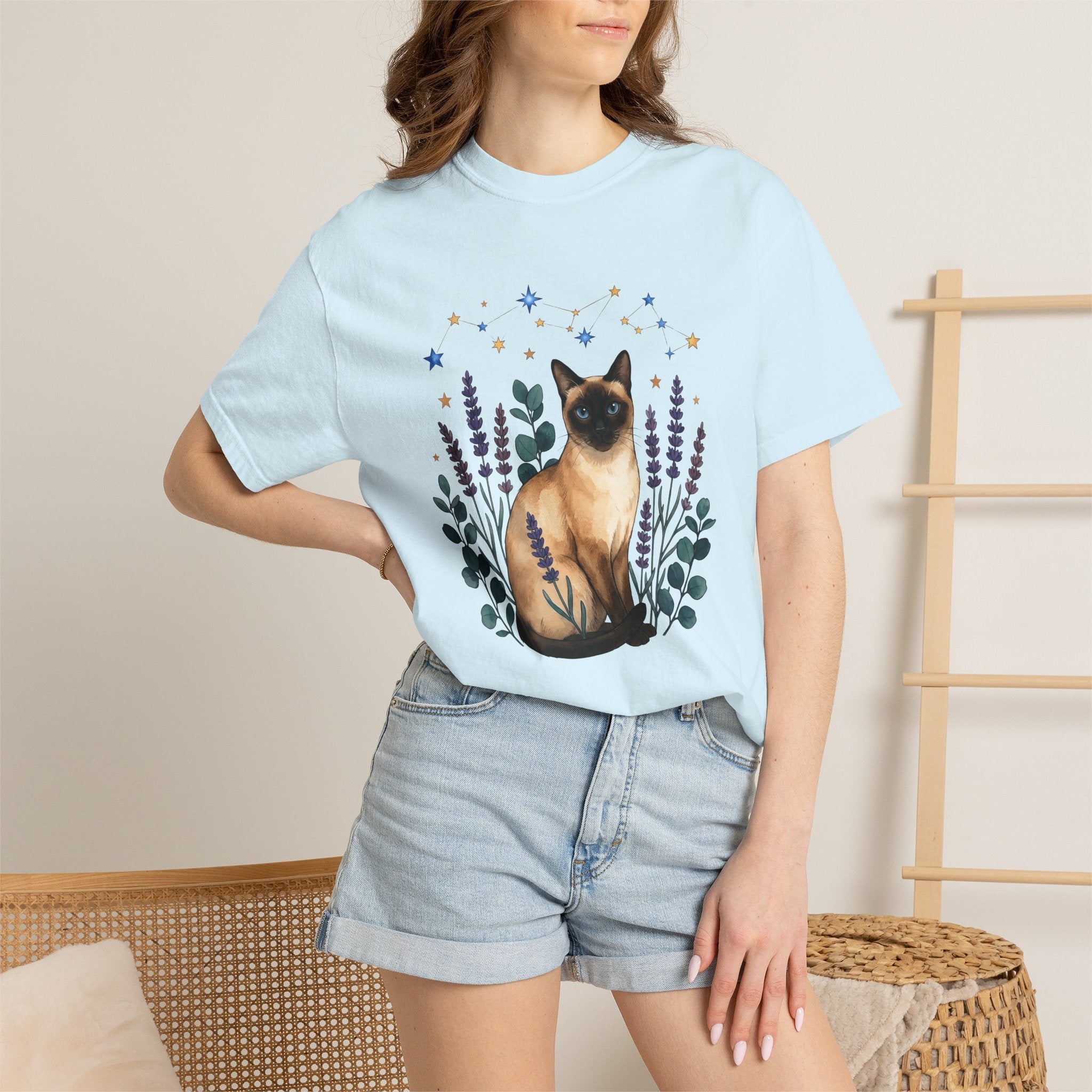 Siamese Cat Shirt Cat Astrology Gift Women Watercolor Tee Cat T-Shirt Cat Fan Zodiac Graphic Cat Boho Lavender Tshirt