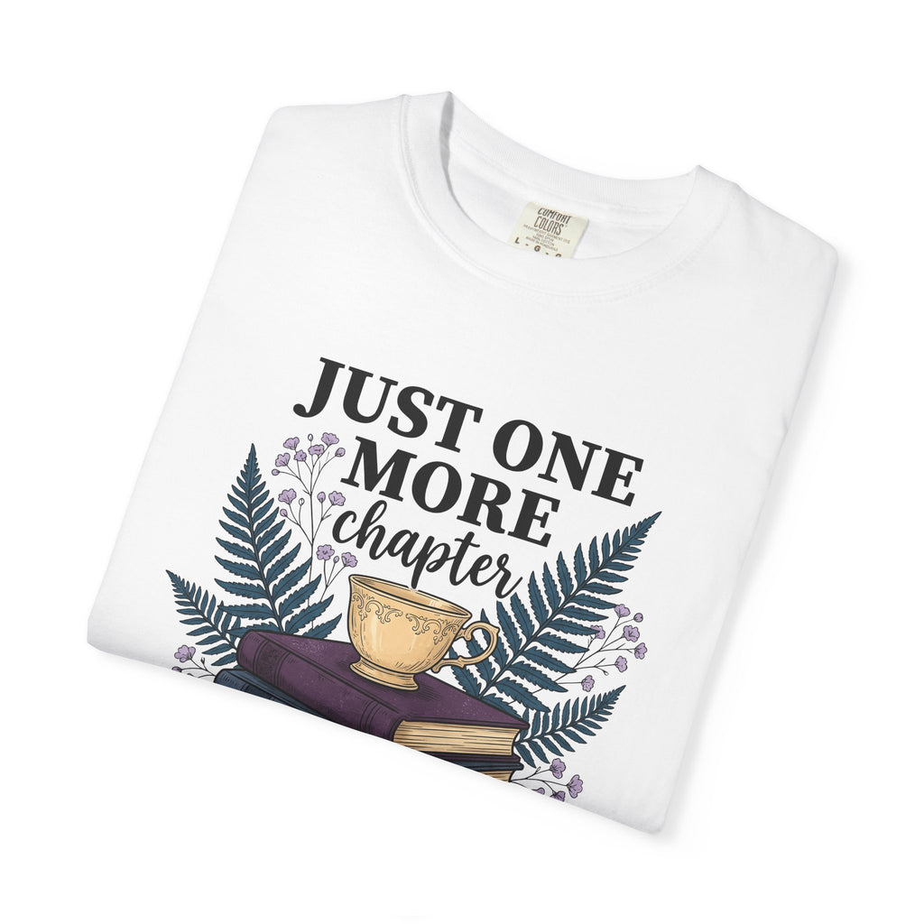 Stacked Books Teacup Shirt Boho Chic Reading Gift Women Botanical Tee Book Stack T-Shirt Bohemian Fan Floral Tshirt Bookworm Graphic Vintage