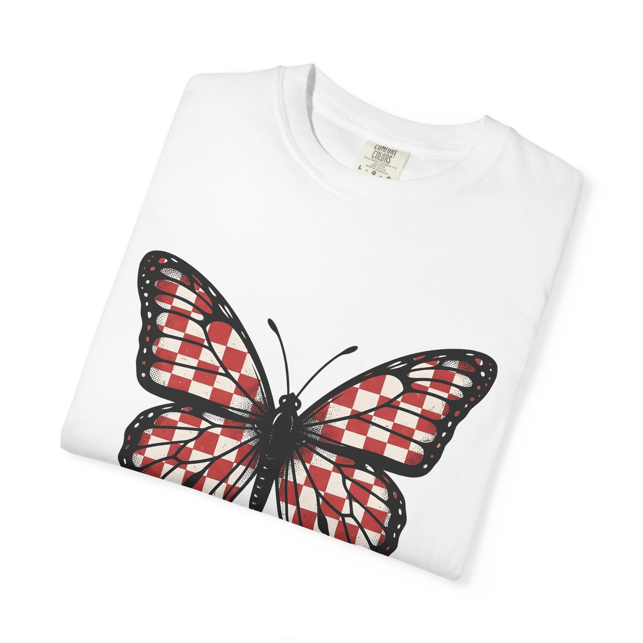 Butterfly Graphic Shirt Mom Nature Gift Women Farmhouse Tee Butterfly T-Shirt Motherhood Fan Rustic Tshirt Environmental Graphic Vintage