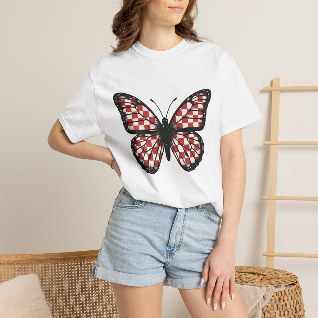 Butterfly Graphic Shirt Mom Nature Gift Women Farmhouse Tee Butterfly T-Shirt Motherhood Fan Rustic Tshirt Environmental Graphic Vintage