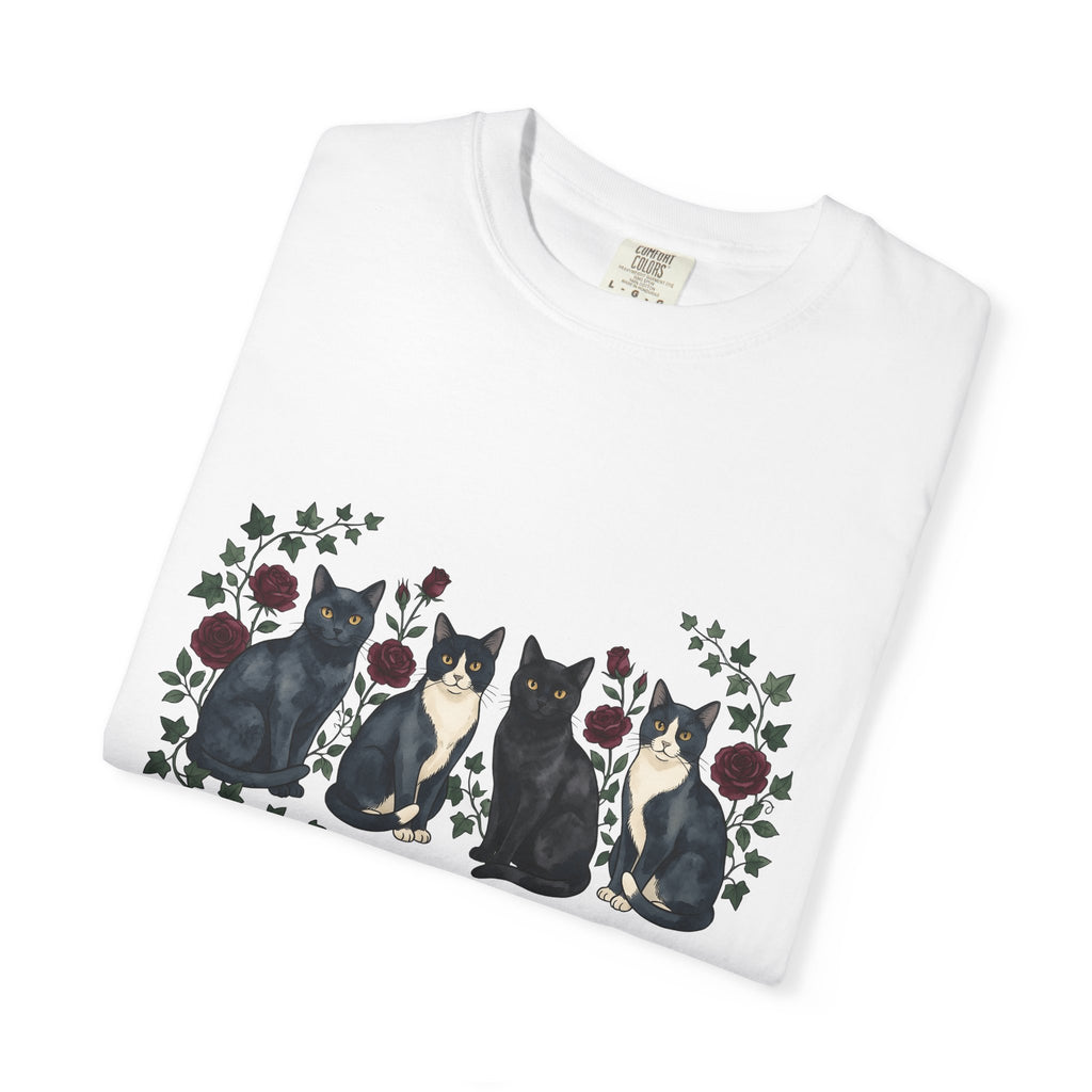Black Cats Shirt Cat Flowers Gift Women Watercolor Tee Kitties T-Shirt Cat Fan Feline Tshirt Floral Graphic Retro Red Roses Tshirt