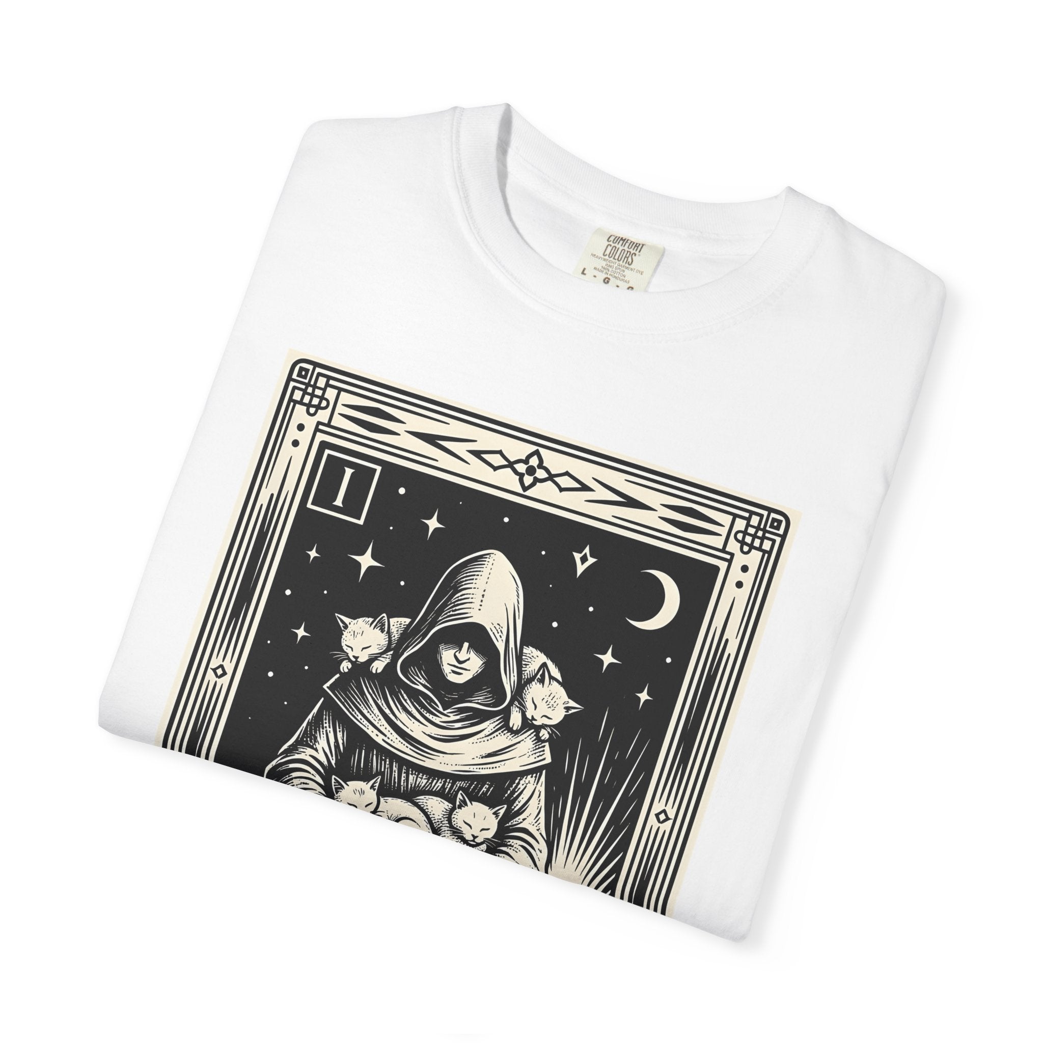 Hooded Character Cats Shirt Cat Quiet Gift Women Divination Tee Kitty Cat T-Shirt Cat Fan Occult Tshirt Silent Graphic Antique Lamp Tshirt