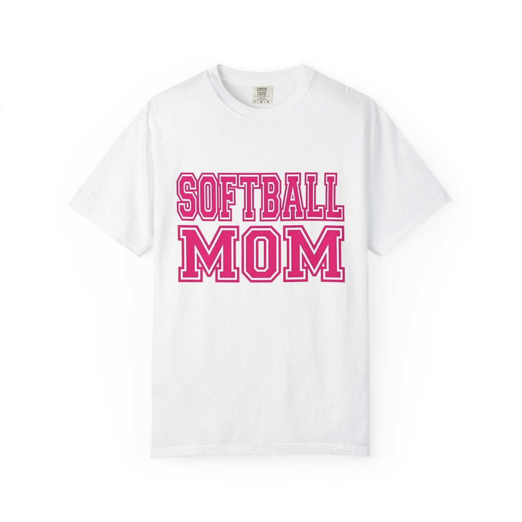 Varsity Text Shirt Moms Softball Gift Women Bold Tee Lettering T-Shirt Mom Fan Typography Tshirt Softball Graphic Retro Sports Theme Tshirt