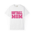 Varsity Text Shirt Moms Softball Gift Women Bold Tee Lettering T-Shirt Mom Fan Typography Tshirt Softball Graphic Retro Sports Theme Tshirt