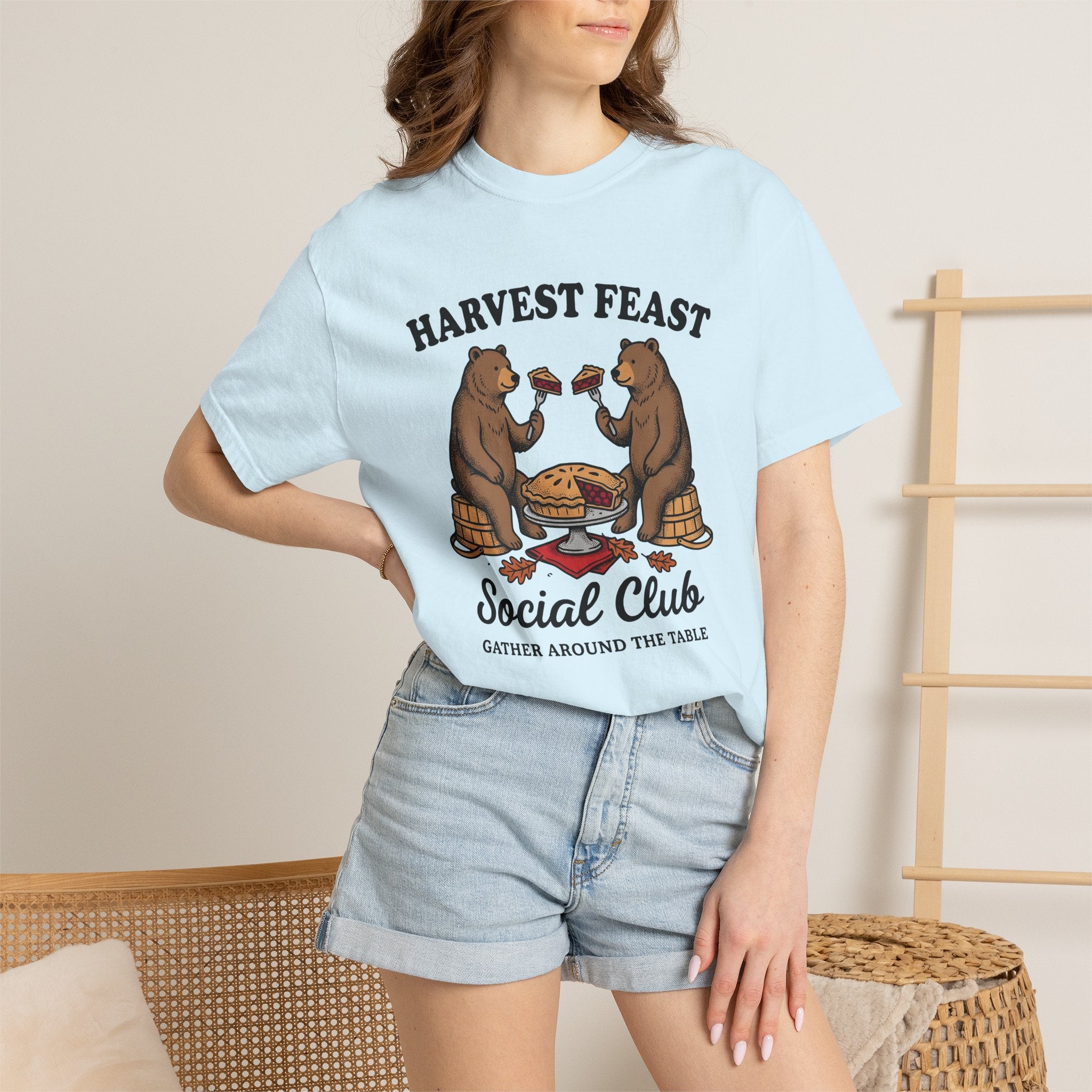 Bear Pie Shirt Harvest Thanksgiving Gift Women Vintage Tee Pie T-Shirt Autumn Fan Retro Tshirt Turkey Graphic Hand Drawn Autumn Leaves