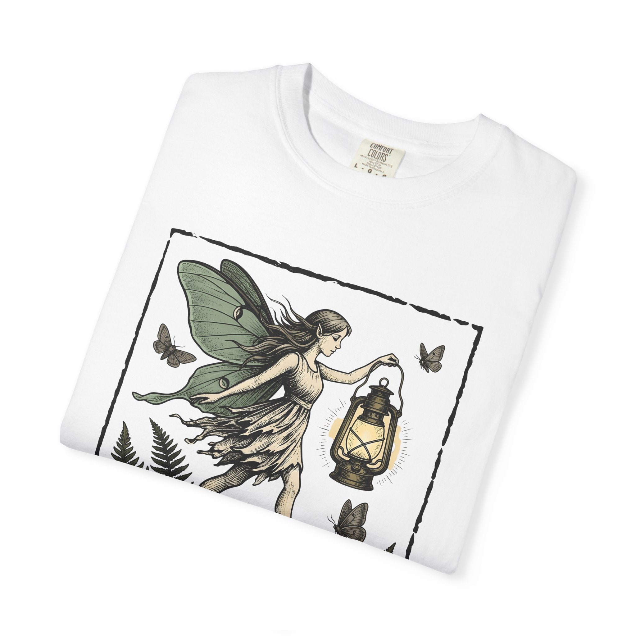 Fairy Lantern Shirt Fairy Fantasy Gift Women Vintage Tee Lantern T-Shirt Fae Fan Retro Tshirt Mythical Graphic Hand Drawn Butterfly Tshirt