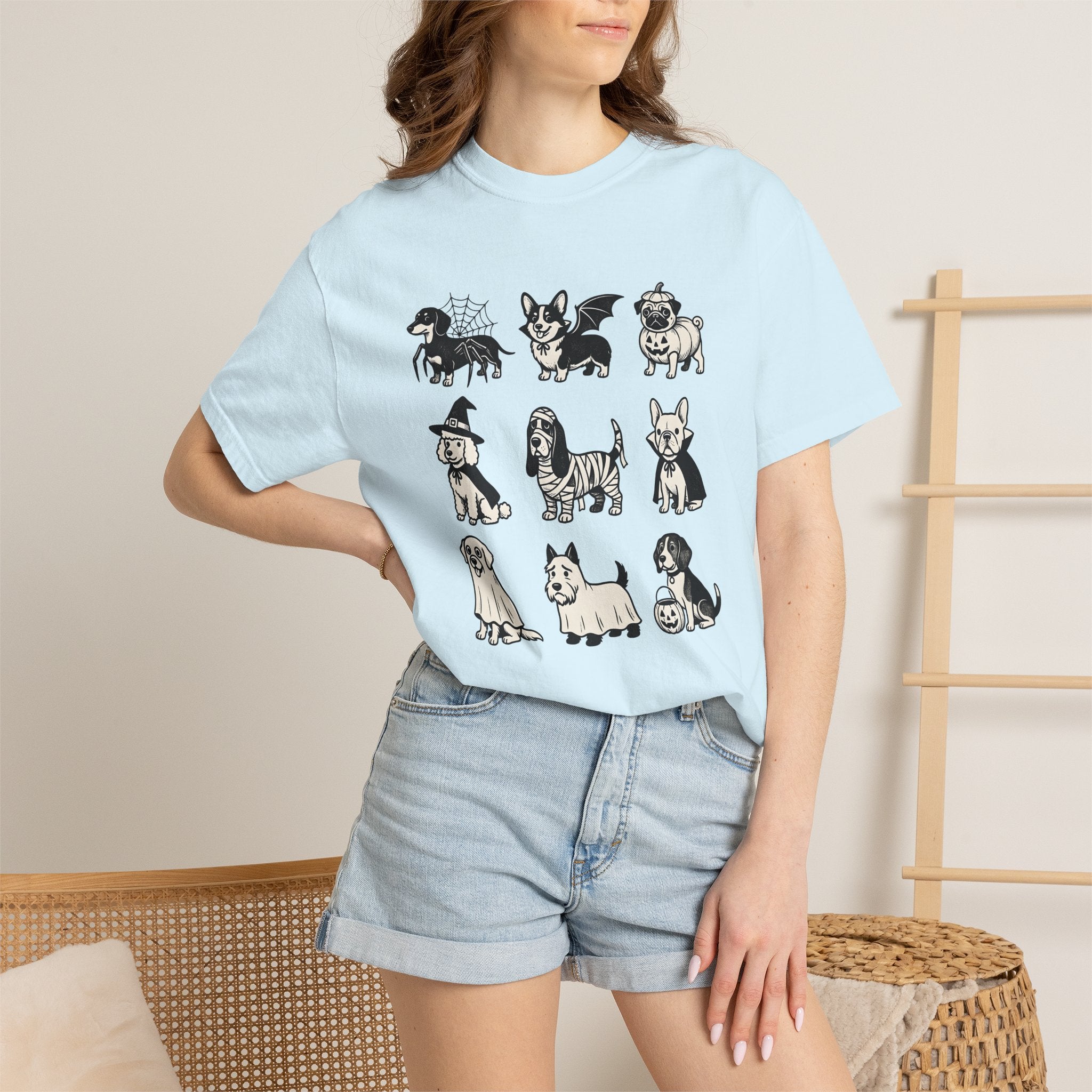 Scary Dogs Shirt Dog Celebration Gift Women Funny Tee Frightful Dogs T-Shirt Dog Fan Spooky Graphic Party Illustration Retro Tshirt Old