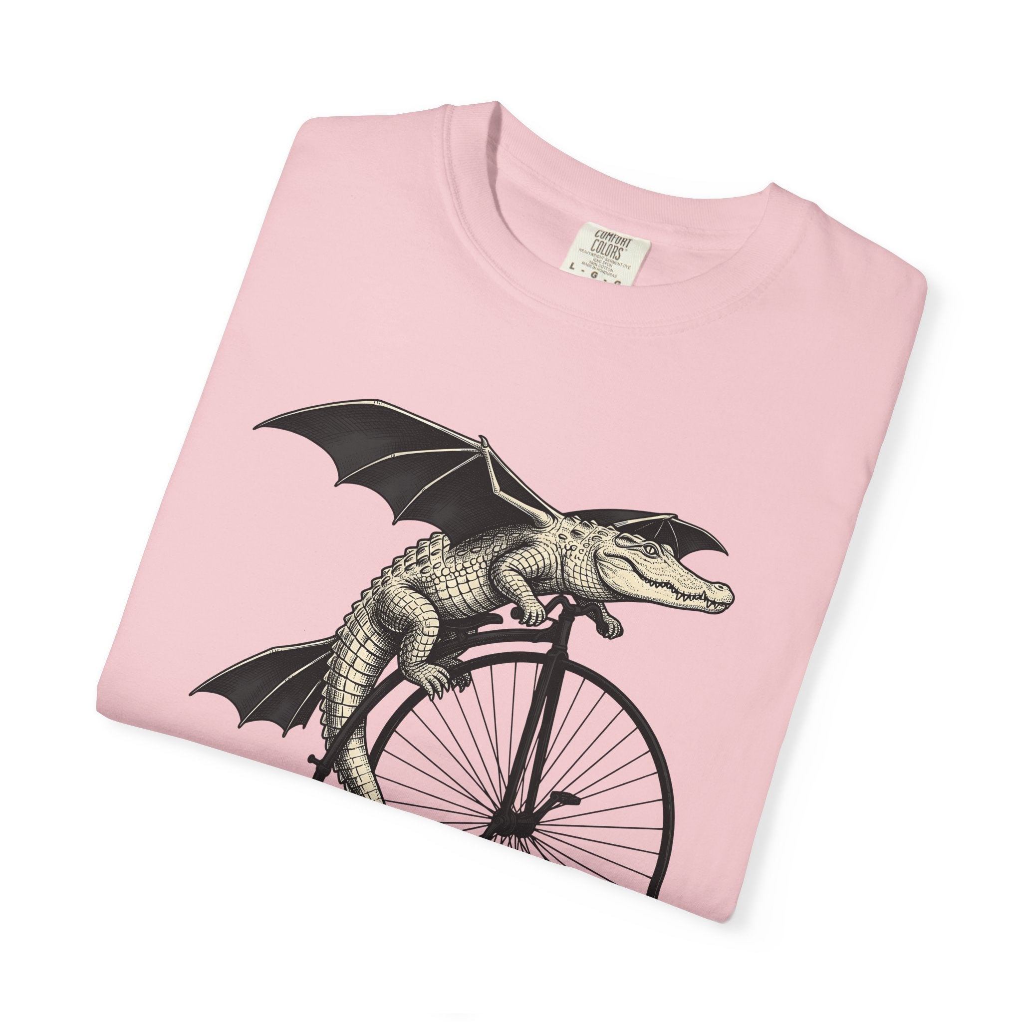 Crocodile Wings Bike Shirt Fantasy Wildlife Gift Women Retro Tee Alligator Bike T-Shirt Fantasy Fan Vintage Tshirt Wildlife Graphic Sketch