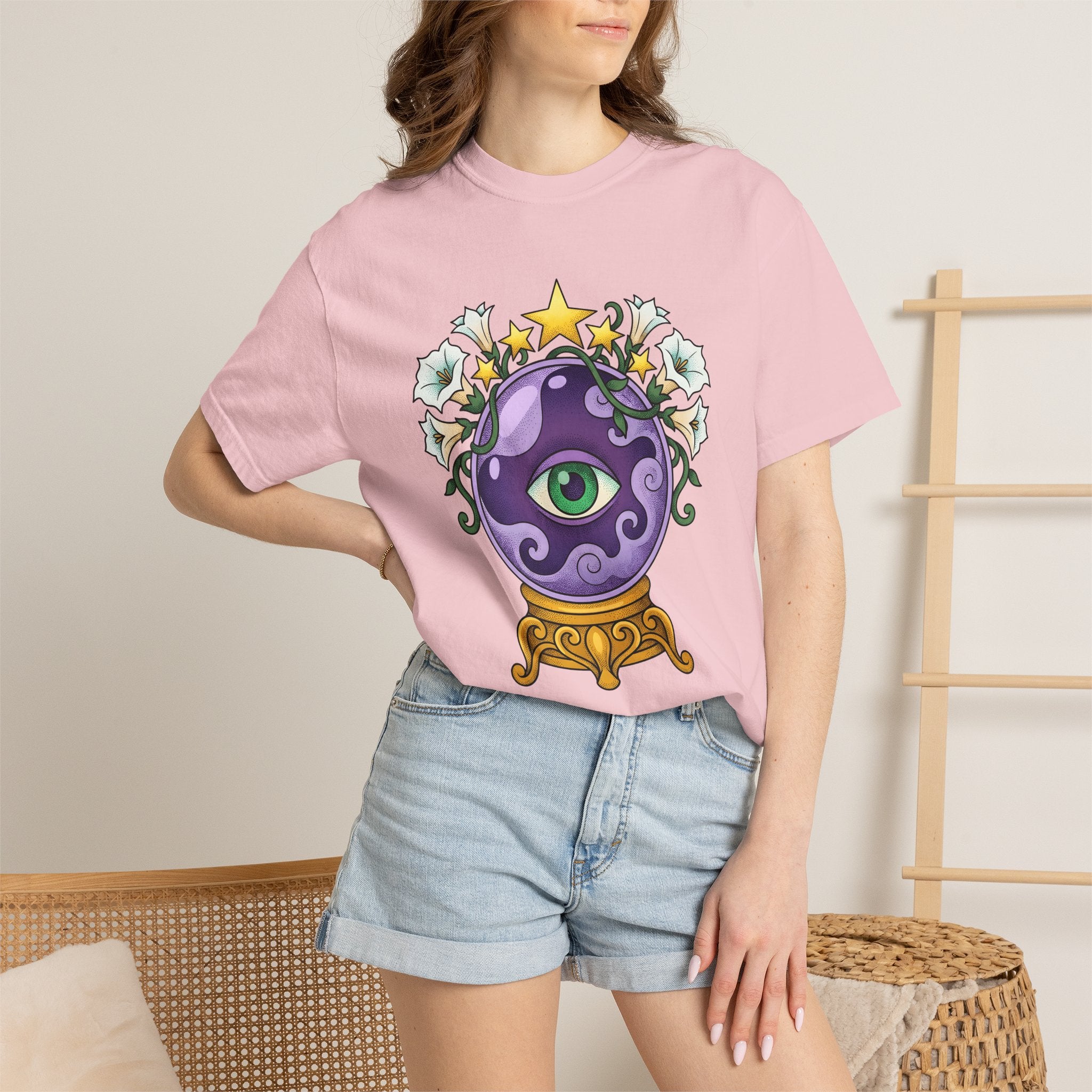 Fortune Globe Shirt Occult Spells Gift Women Magical Tee Crystal Ball T-Shirt Mystic Enthusiast Mystical Tshirt Magic Graphic Retro Sparkle