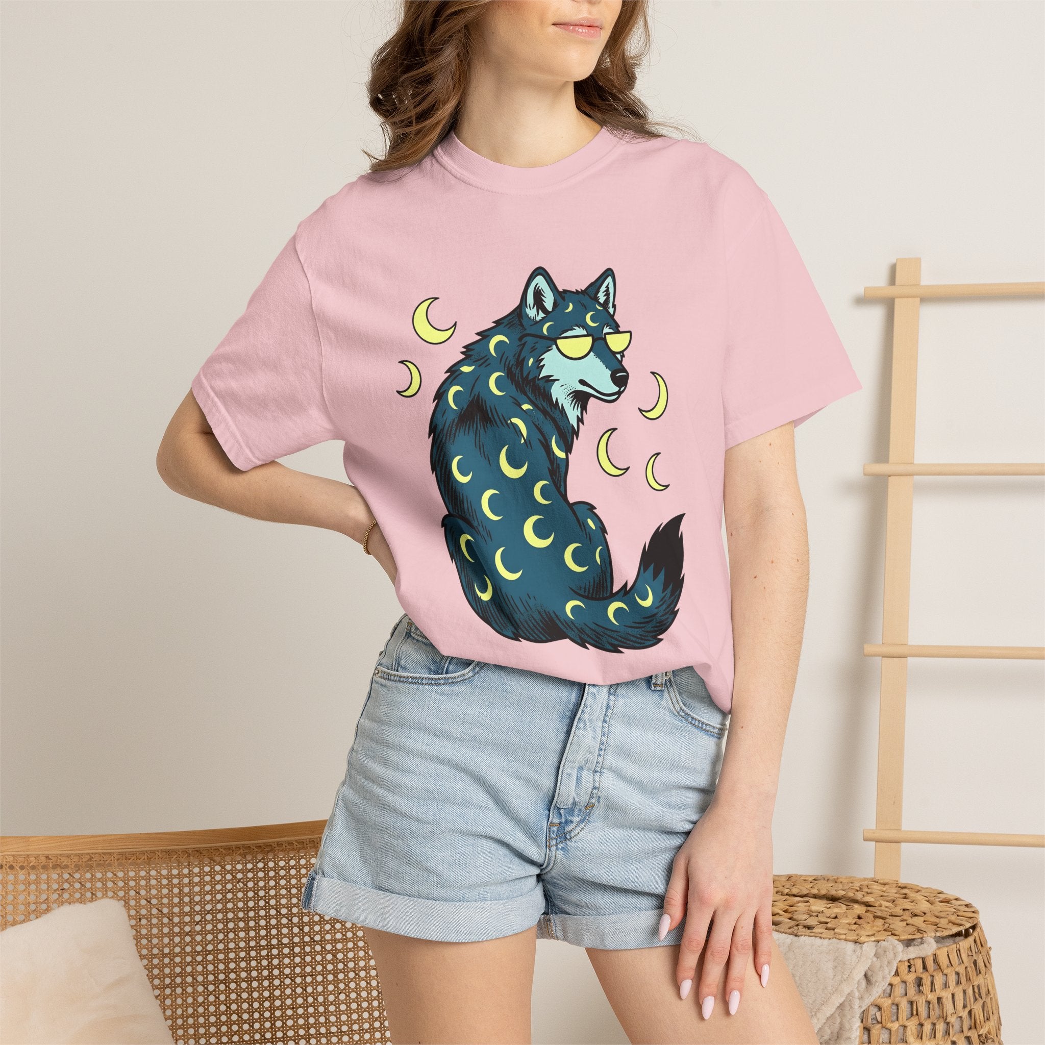 Wolf Drawing Shirt St Valentines Day Nature Gift Women Line Art Tee Wolf T-Shirt Valentine Fan Linework Tshirt Wildlife Graphic Classic