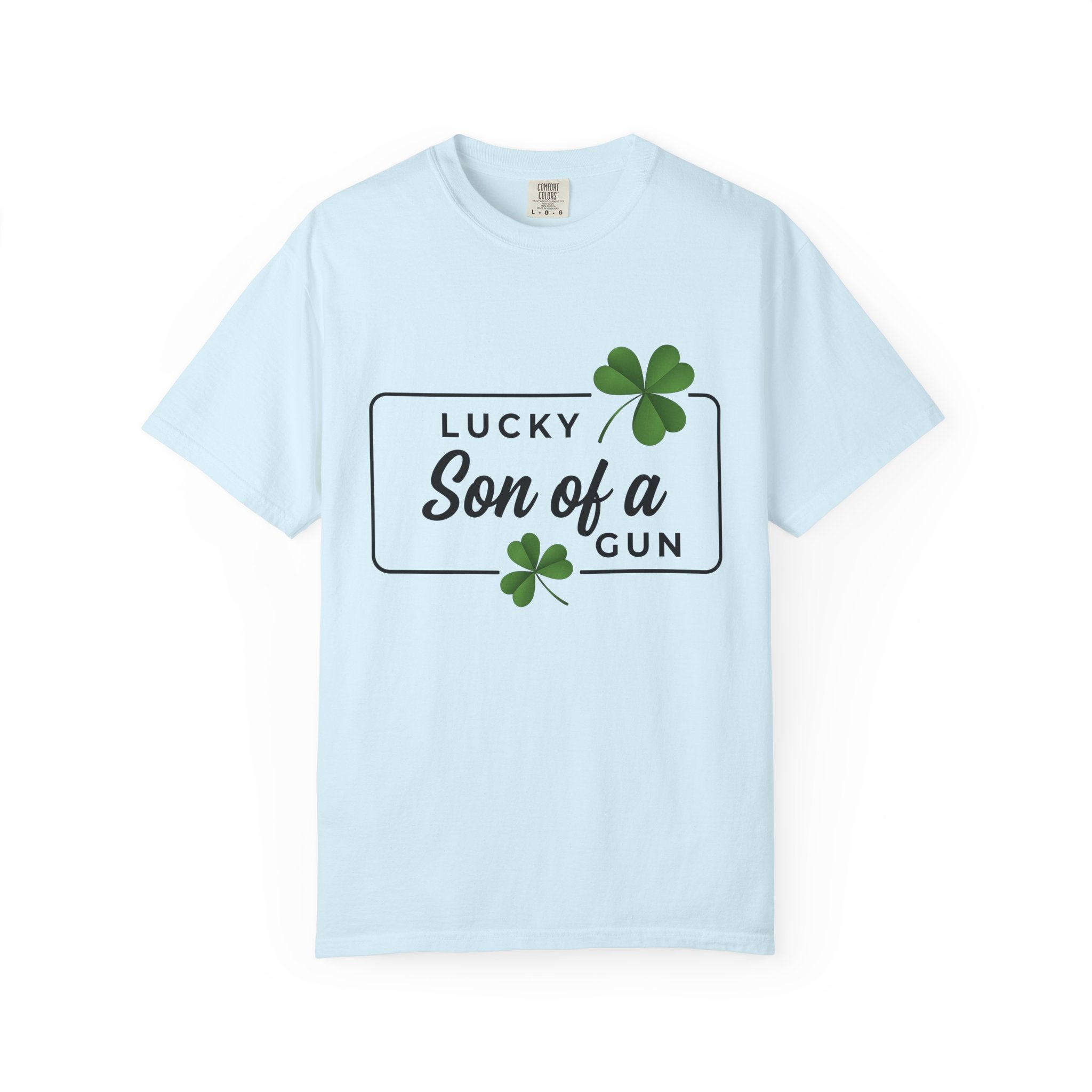 Clover Art Shirt St Patrick's Day Fun Gift Women Trendy Tee Shamrock T-Shirt St Patty's Fan Modern Tshirt Amusing Graphic Sleek Lucky Clover