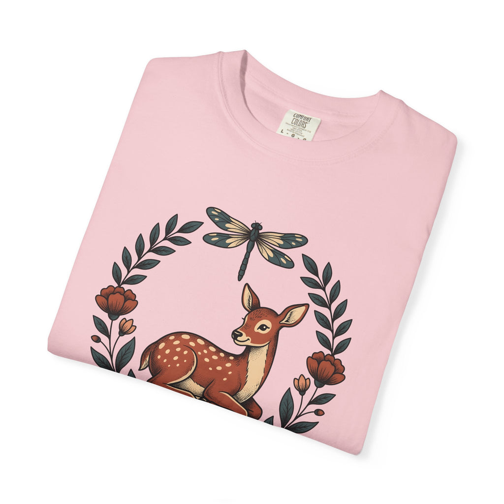 Young Deer Art Shirt Animals Fauna Gift Women Plant Tee Fawn T-Shirt Wildlife Fan Botanical Tshirt Wildlife Graphic Sketch Winged Insect