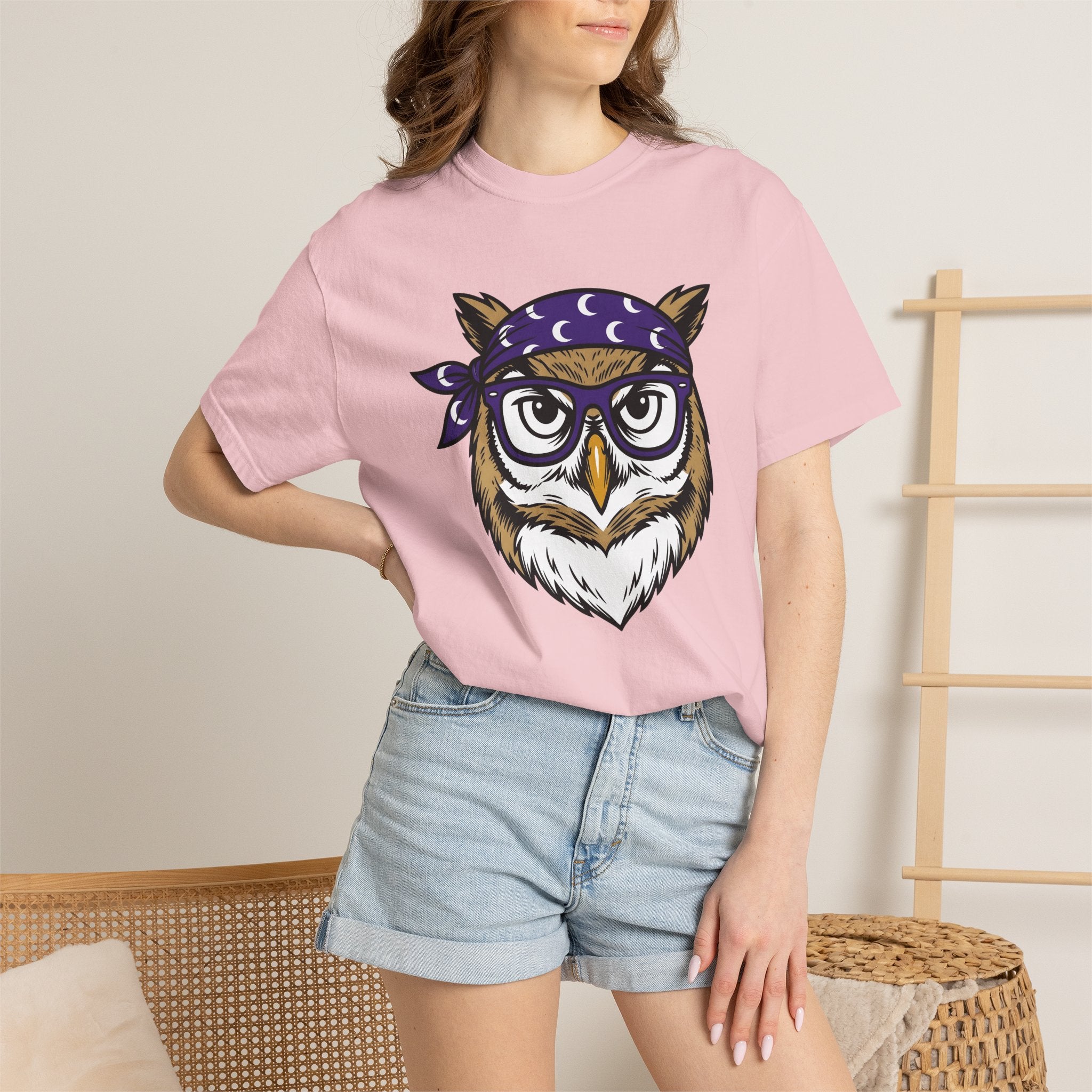Owl Glasses Shirt Teachers Fauna Gift Women Illustration Tee Owl T-Shirt Educator Enthusiast Graphic Tee Wildlife Graphic Old School Head
