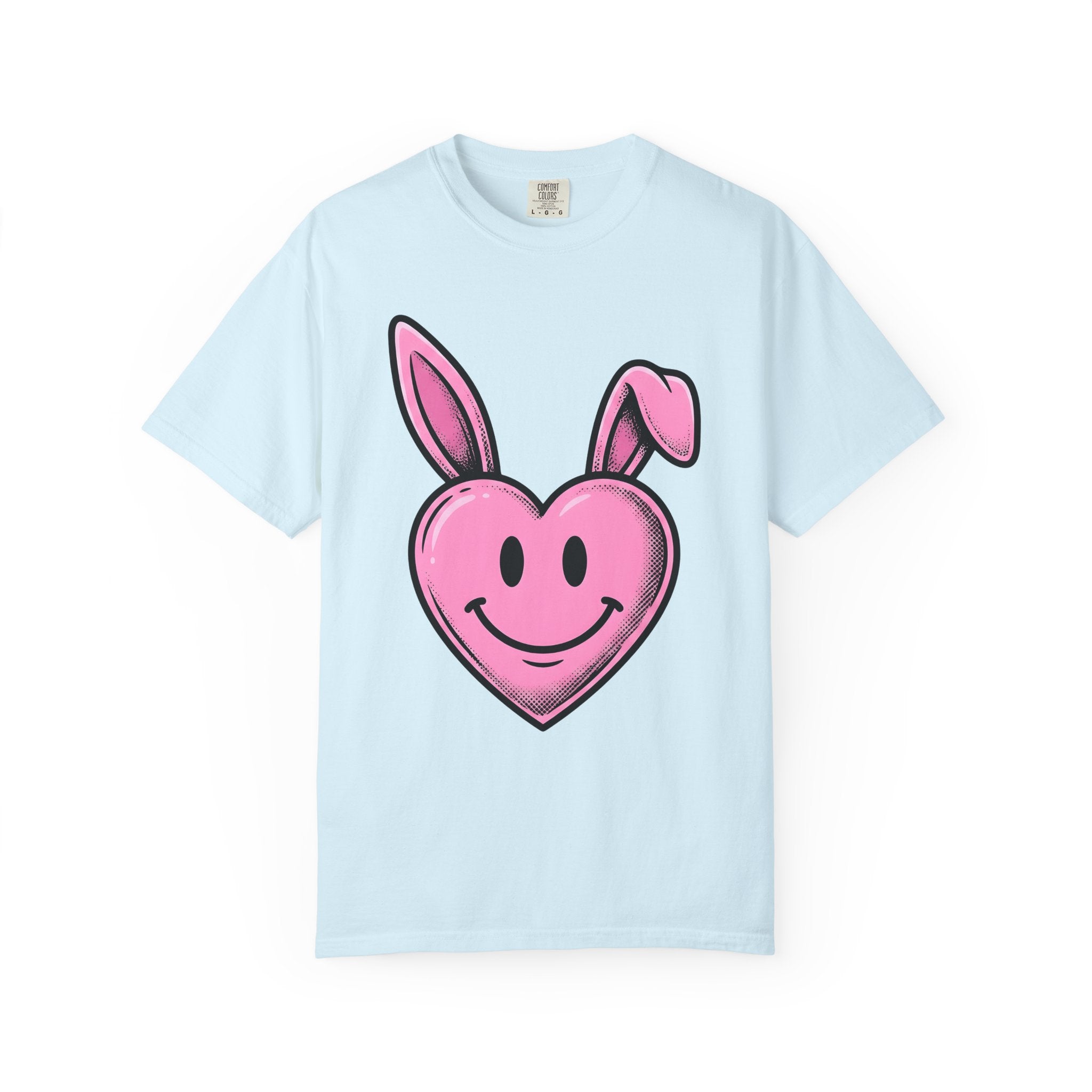 Bunny Heart Shirt Easter Kawaii Gift Women Cartoon Tee Rabbit T-Shirt Easter Fan Cute Tshirt Adorable Illustration Pop Art Smiley Face