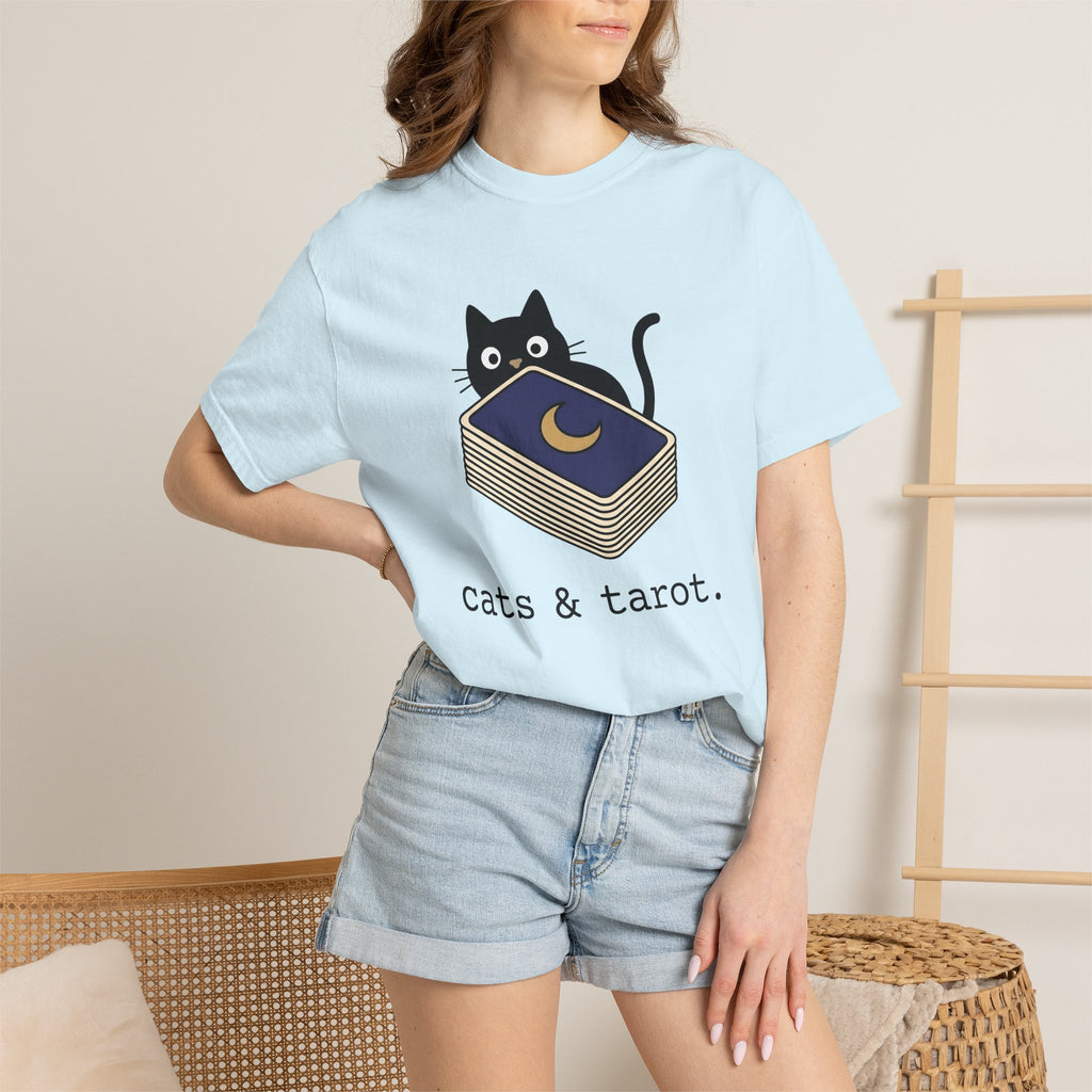 Dark Cat Shirt Cat Occult Gift Women Sweet Tee Black Cat T-Shirt Cat Fan Cat Tshirt Mystic Graphic Clean Oracle Cards Tshirt