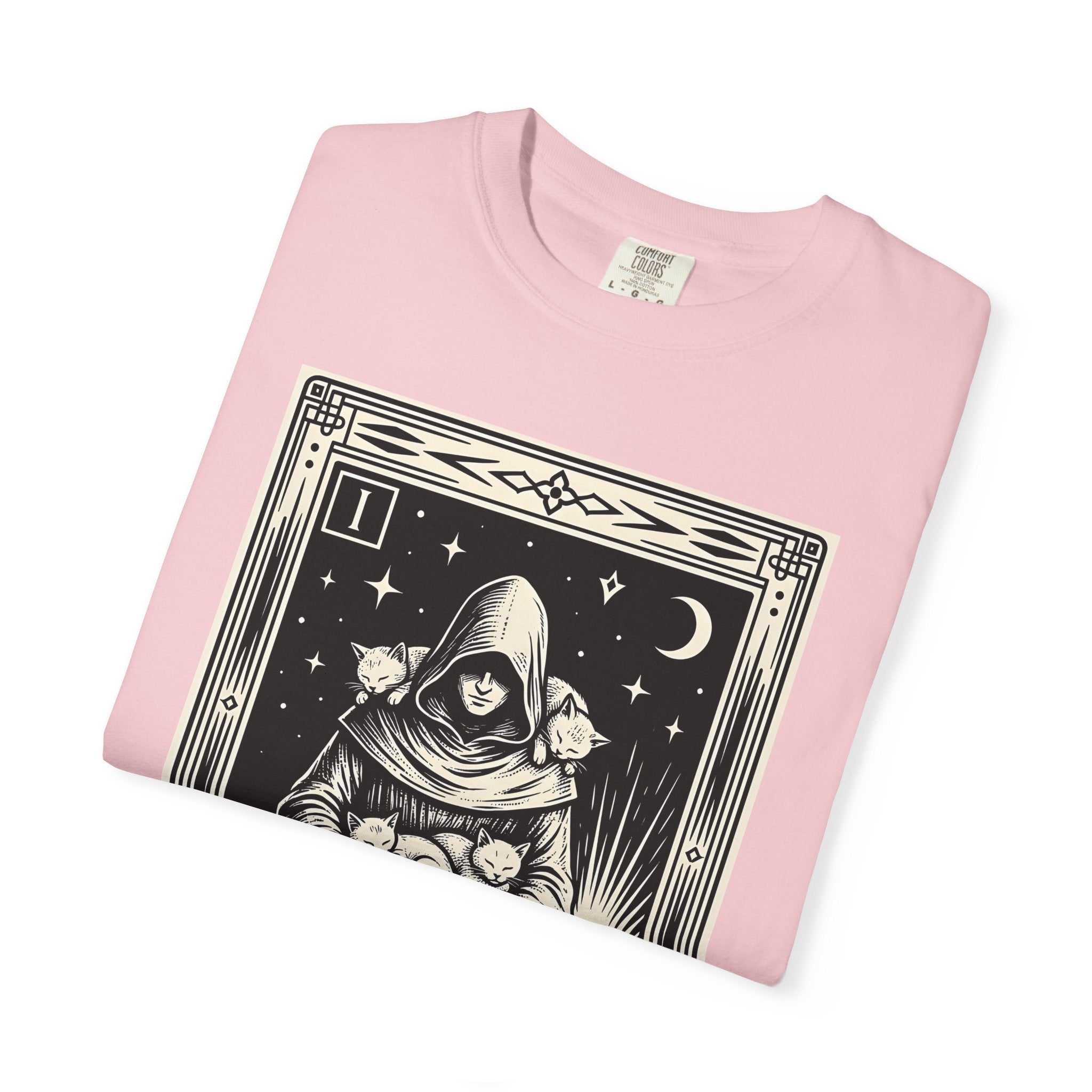Hooded Character Cats Shirt Cat Quiet Gift Women Divination Tee Kitty Cat T-Shirt Cat Fan Occult Tshirt Silent Graphic Antique Lamp Tshirt