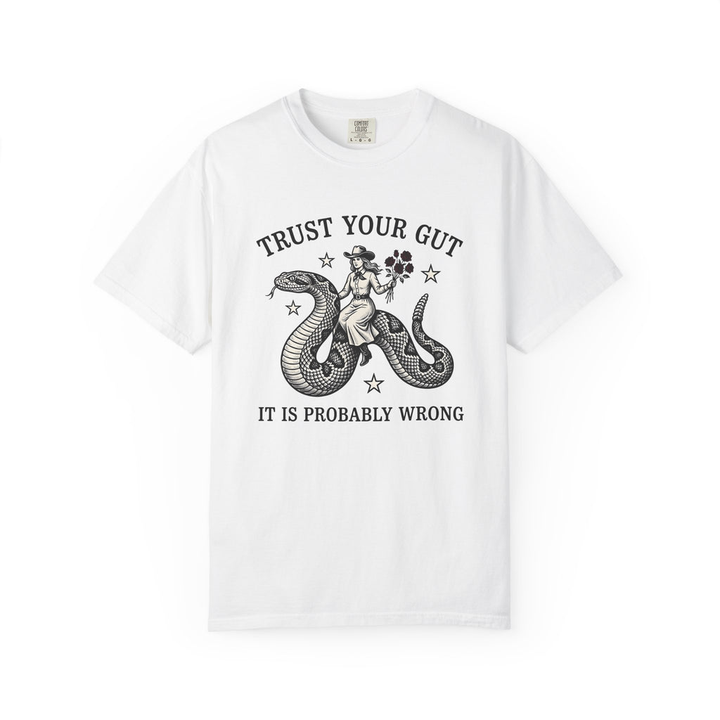 Cowgirl Snake Shirt Cowgirl Western Gift Women Vintage Tee Rattlesnake T-Shirt Rodeo Fan Retro Tshirt Cowboy Graphic Hand Drawn Roses Tshirt