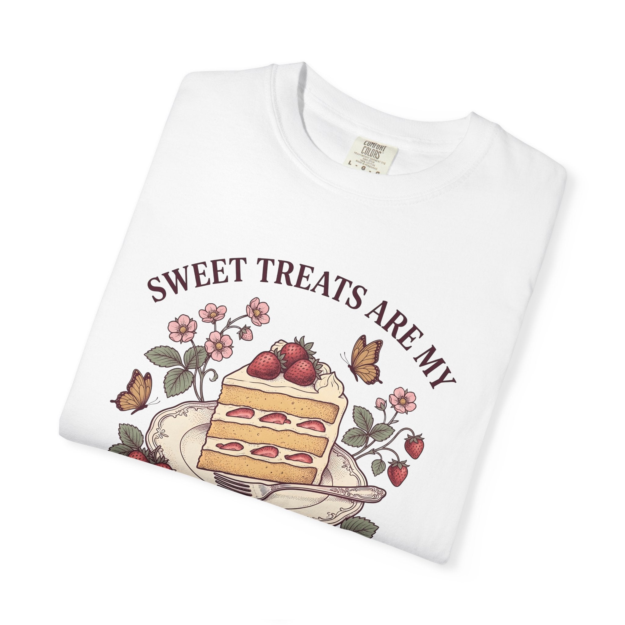 Strawberry Dessert Shirt Desserts Cuisine Gift Women Retro Tee Strawberry Shortcake T-Shirt Pastry Fan Vintage Tshirt Food Graphic Sketch