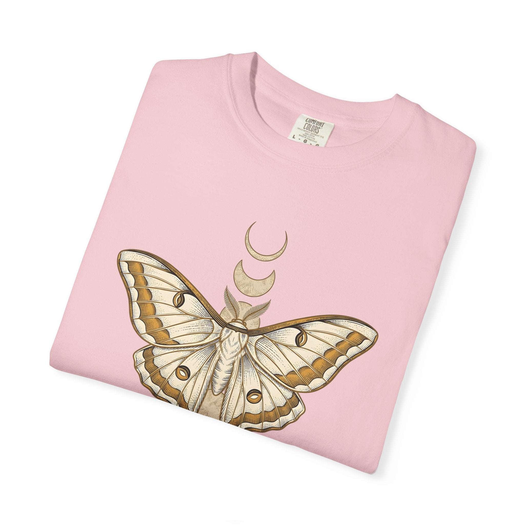 Luna Moth Shirt Boho Chic Celestial Gift Women Mystical Tee Actias Luna T-Shirt Bohemian Fan Spiritual Tshirt Galaxy Graphic Vintage Moon