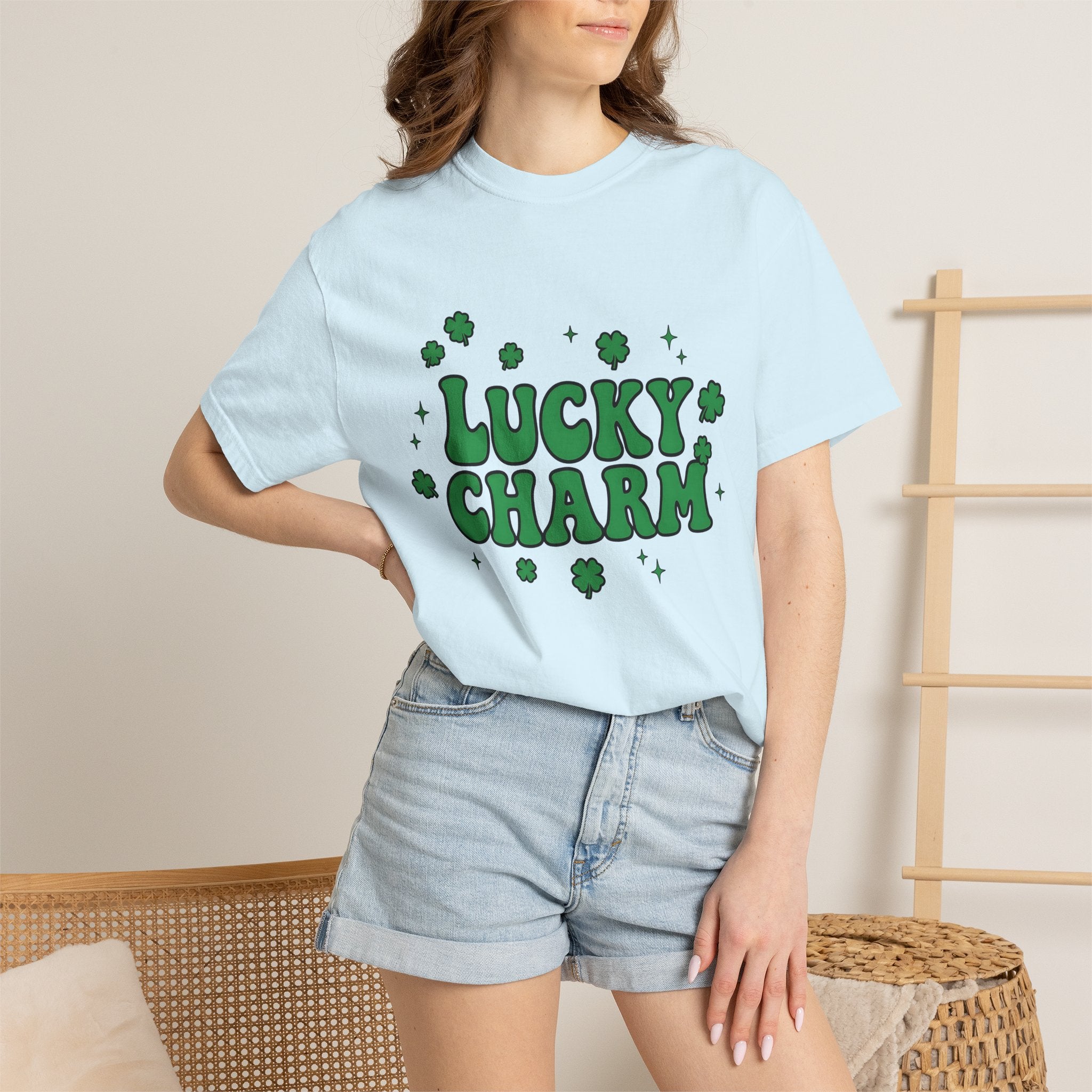 Clover Graphic Shirt St. Patrick's Day Festival Gift Women Heavy Tee Shamrock T-Shirt Irish Fan Celtic Tshirt Celebration Graphic Classic