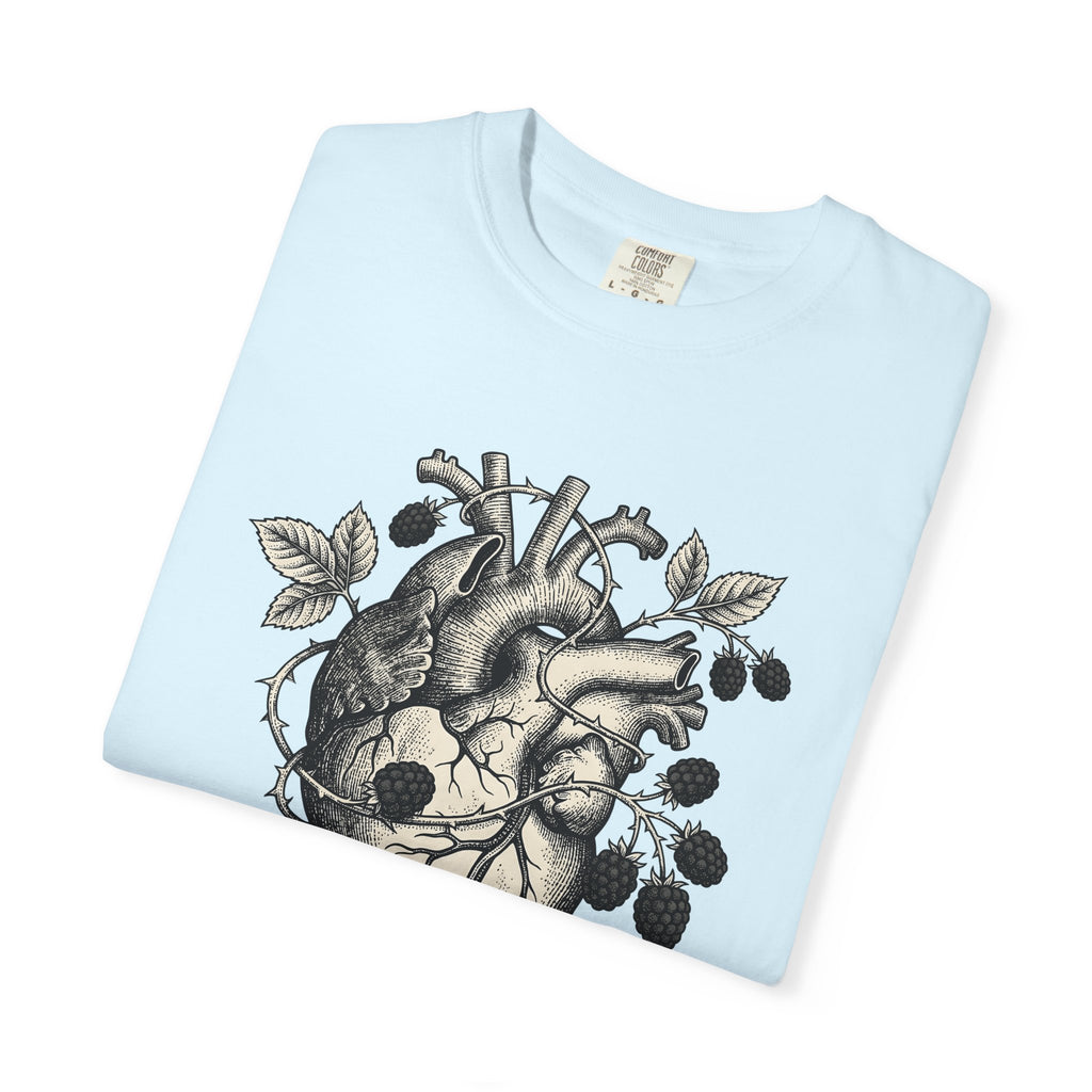 Human Heart Shirt Botanical Environment Gift Women Old School Tee Heart T-Shirt Botanical Fan Vintage Tshirt Eco Graphic Illustration Berry