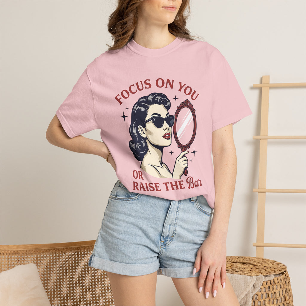 Retro Female Shirt Self Love Confidence Gift Women Retro Tee Vintage Woman T-Shirt Empowerment Enthusiast Vintage Style Tshirt Bold Graphic