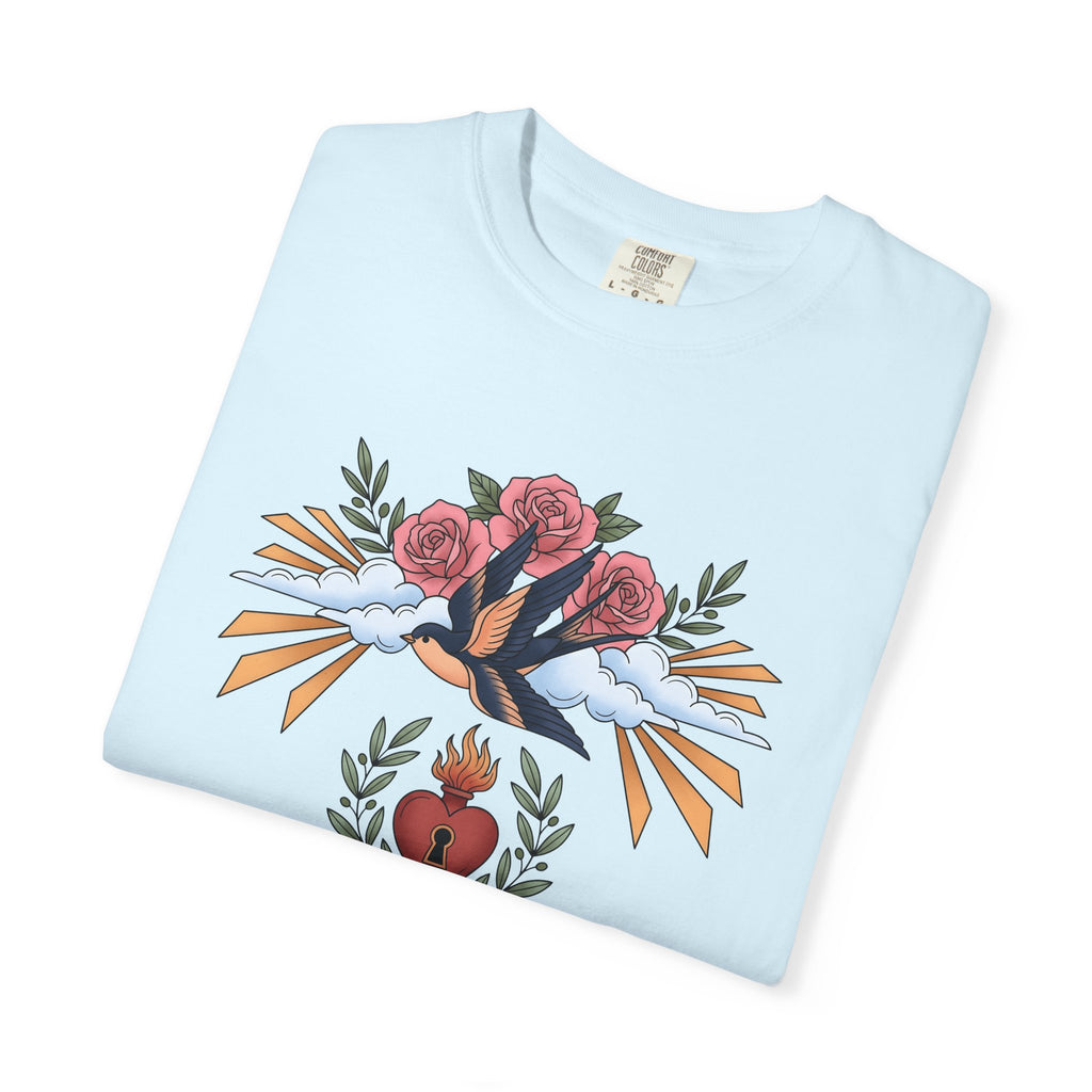 Swallow Shirt Animals & Flowers Hippie Gift Women Neo Traditional Tee Barn Swallow T-Shirt Floral Fan Vintage Tshirt Bohemian Graphic