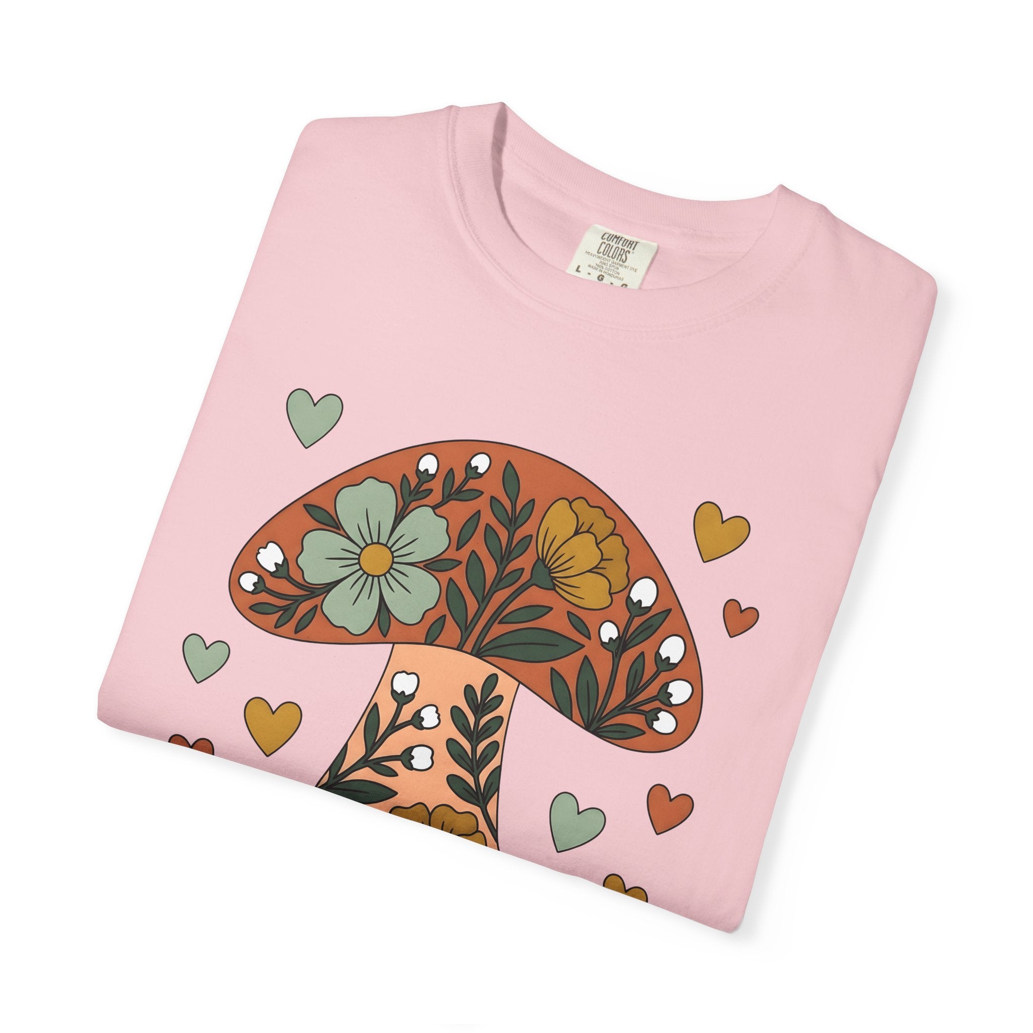 Floral Mushroom Shirt Easter Nature Gift Women Boho Tee Fungus T-Shirt Spring Fan Botanical Graphic Tshirt Minimalist Hearts Tshirt