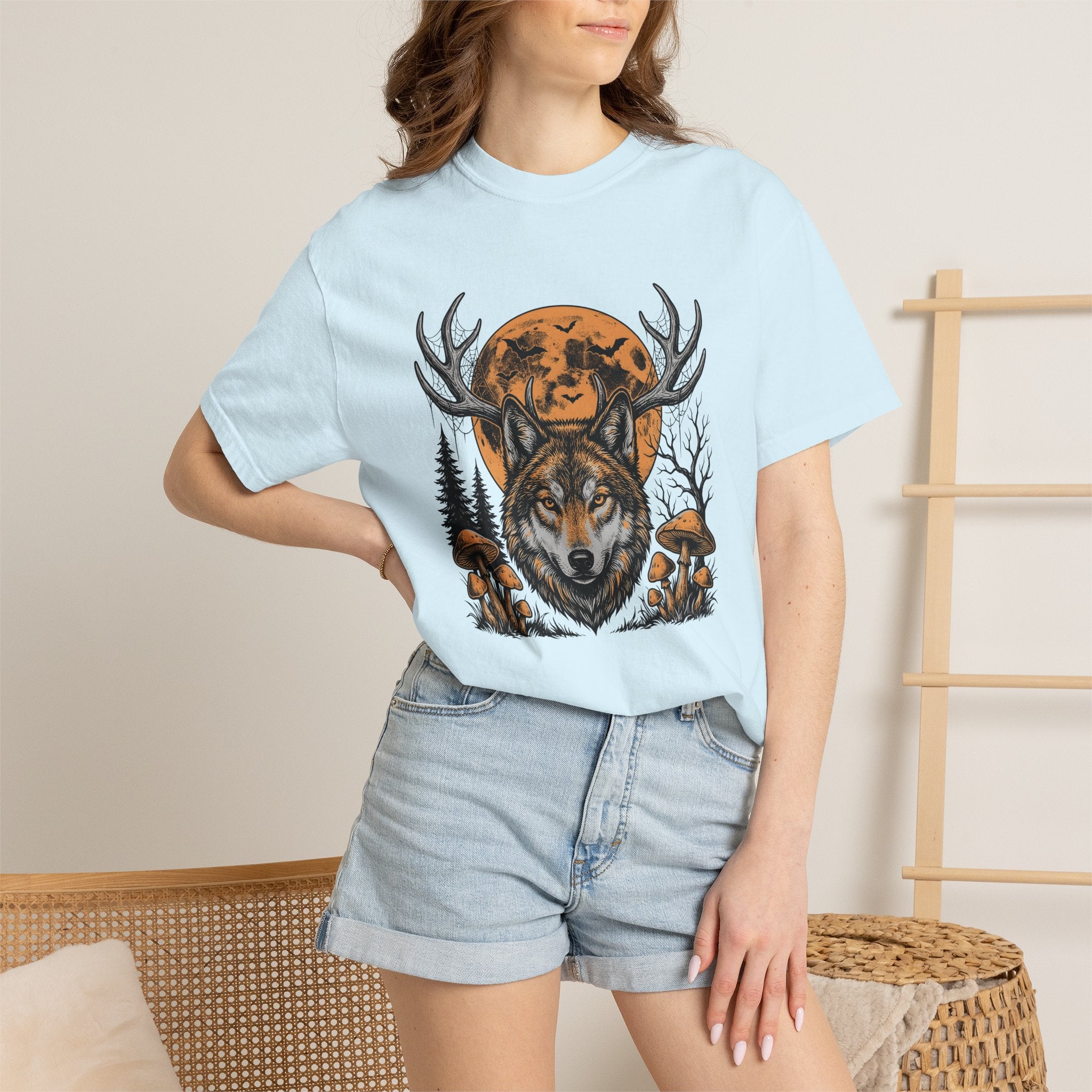 Wolf Moon Shirt Animals Nature Gift Women Gothic Tee Lunar T-Shirt Wildlife Fan Dark Tshirt Environment Graphic Vintage Mushrooms Tshirt