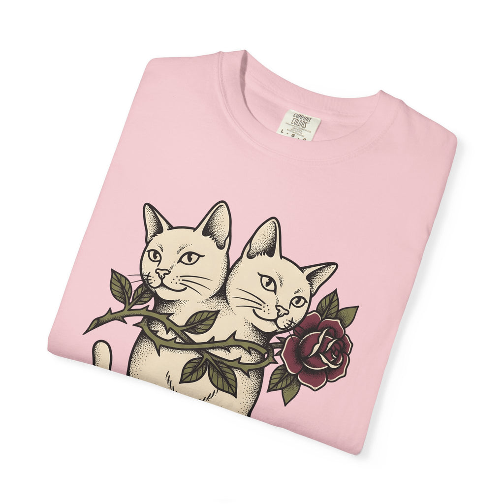 Dual-Headed Feline Shirt Cat Flower Art Gift Women Illustrative Tattoo Tee Cat T-Shirt Cat Fan Tattooed Tshirt Floral Graphic Old School