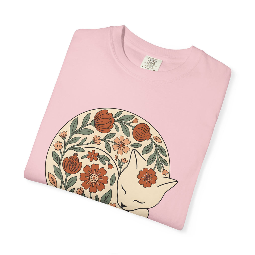 Blossom Cat Shirt Cat Garden Gift Women Tribal Tee Kitty T-Shirt Feline Fan Tribalism Tshirt Yard Graphic Clean Petals Tshirt