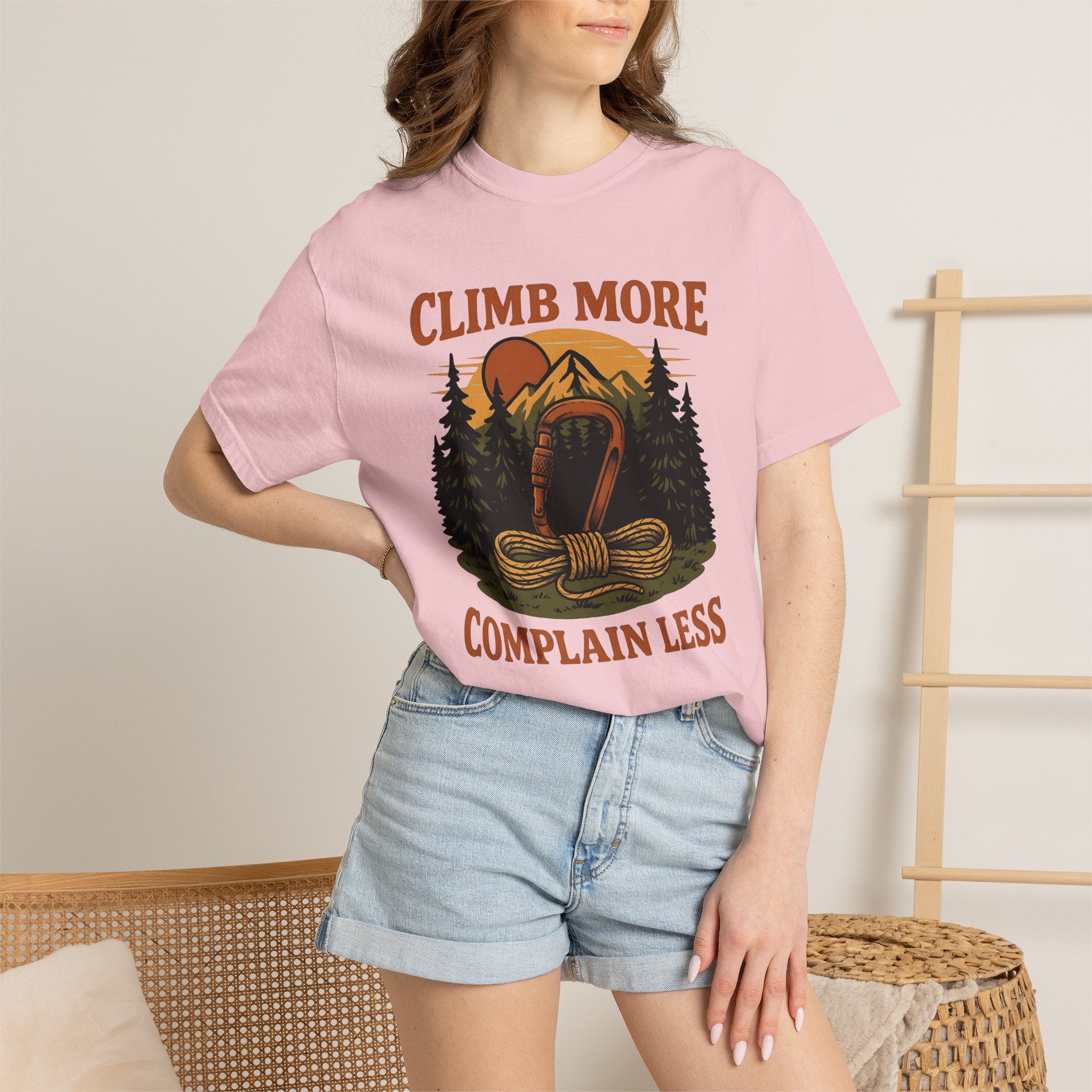 Climbing Gear Shirt Climbing Adventure Gift Women Vintage Tee Climbing Equipment T-Shirt Climber Enthusiast Retro Tshirt Expedition Graphic