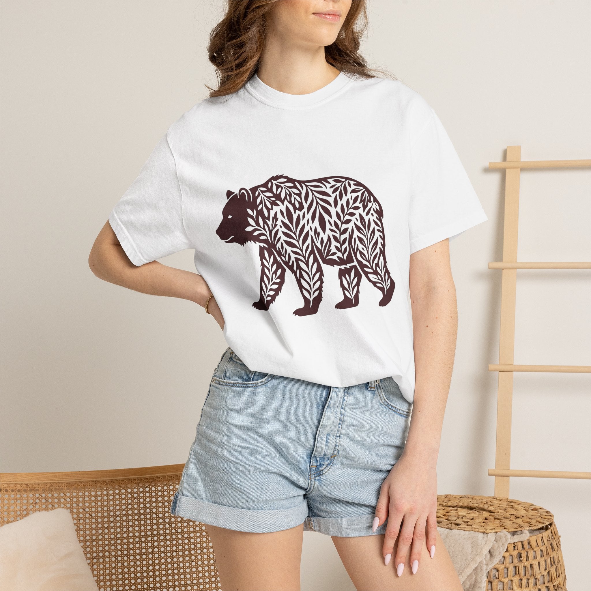 Bear Leaves Shirt Animals Nature Gift Women Botanical Tee Ursine T-Shirt Wildlife Fan Floral Tshirt Environmental Graphic Minimalist Foliage