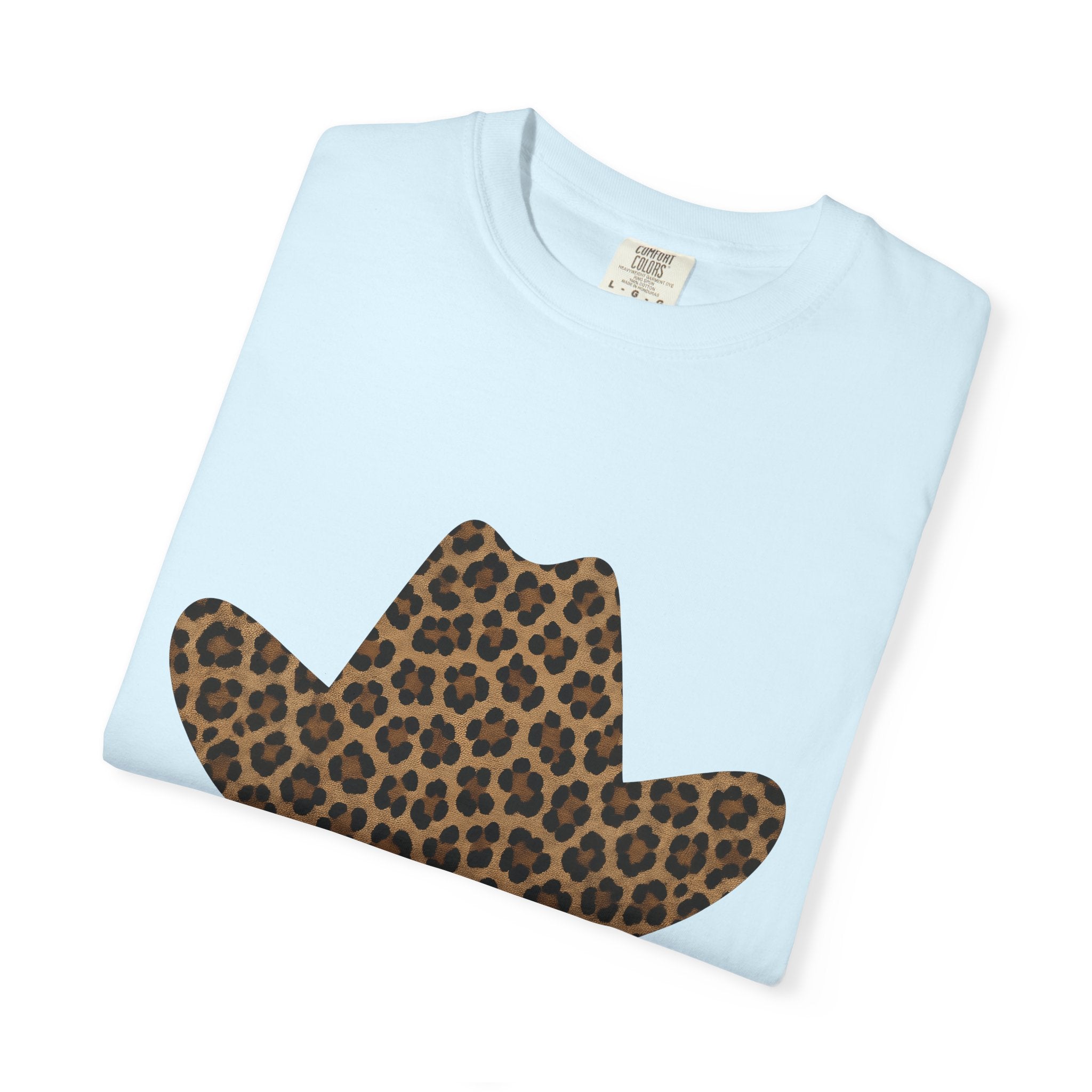 Spotted Cowboy Hat Shirt Animal Print Rustic Gift Women Graphic Tee Cowboy Hat T-Shirt Leopard Fan Graphic Tshirt Country Design