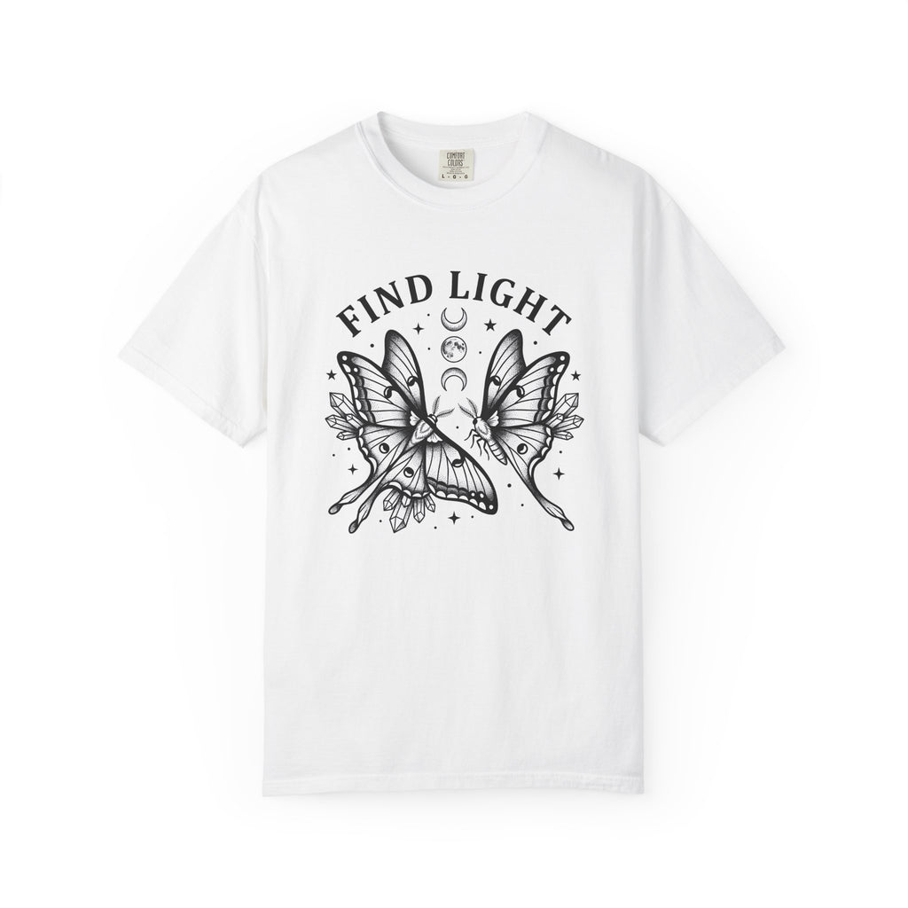 Luna Moths Shirt Animals Celestial Gift Women Boho Tee Moth T-Shirt Wildlife Fan Insect Graphic Mystical Crystals Tshirt