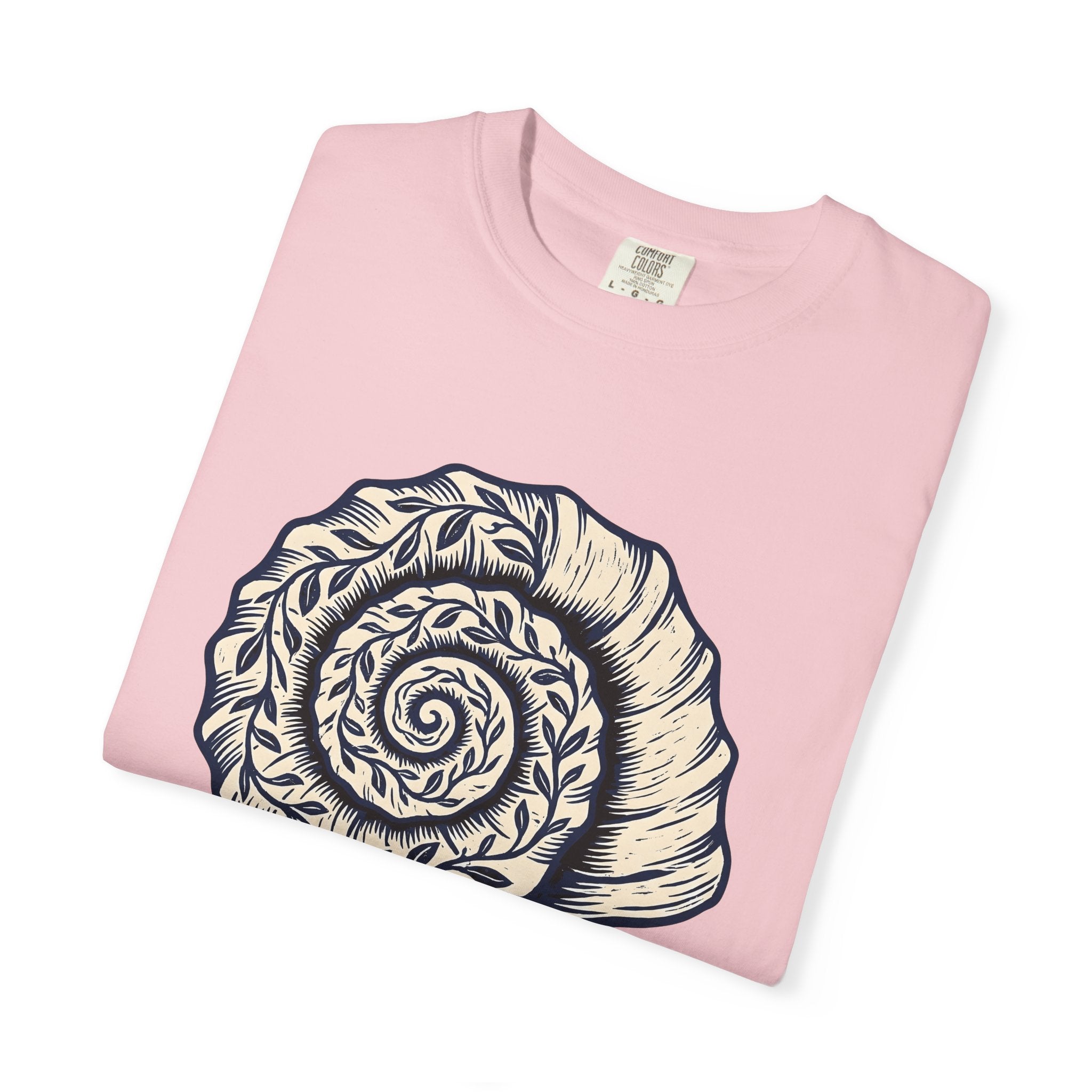 Snail Shell Shirt Animals & Flowers Wildlife Gift Women Cartoon Tee Seashell T-Shirt Animal Fan Shell Tshirt Wildlife Graphic Sketch Plant