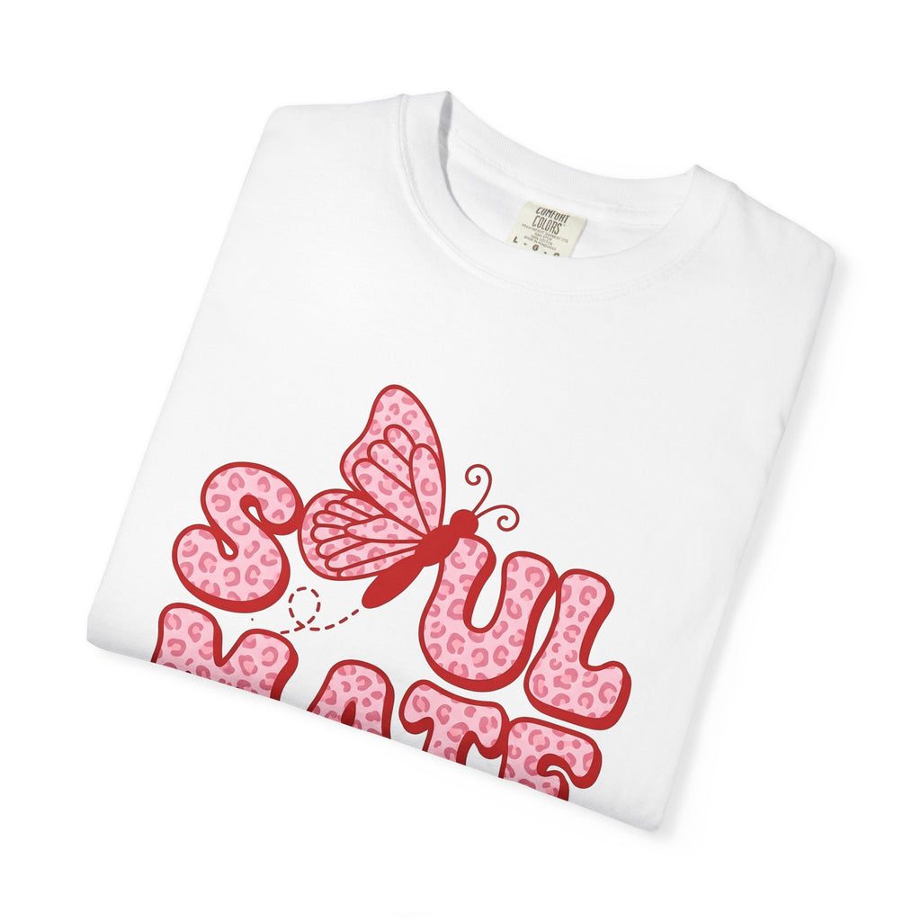 Butterfly Graphic Shirt St. Valentines Day Couples Gift Women Playful Tee Butterfly T-Shirt Valentines Fan Whimsical Tshirt Partner Graphic