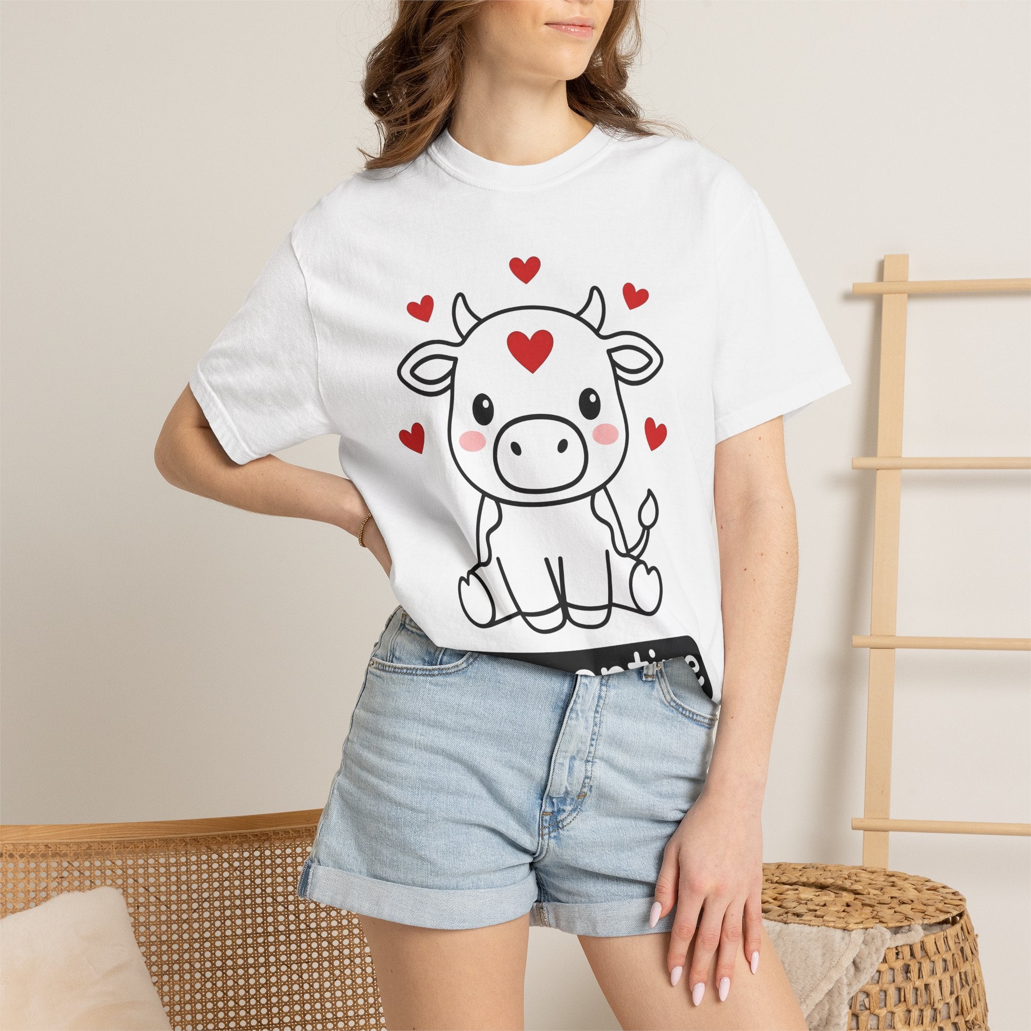 Sweet Cow Shirt St. Valentine's Day Fauna Gift Women Anime Tee Cow T-Shirt Valentine Fan Manga Tshirt Wildlife Graphic Caricature Heart