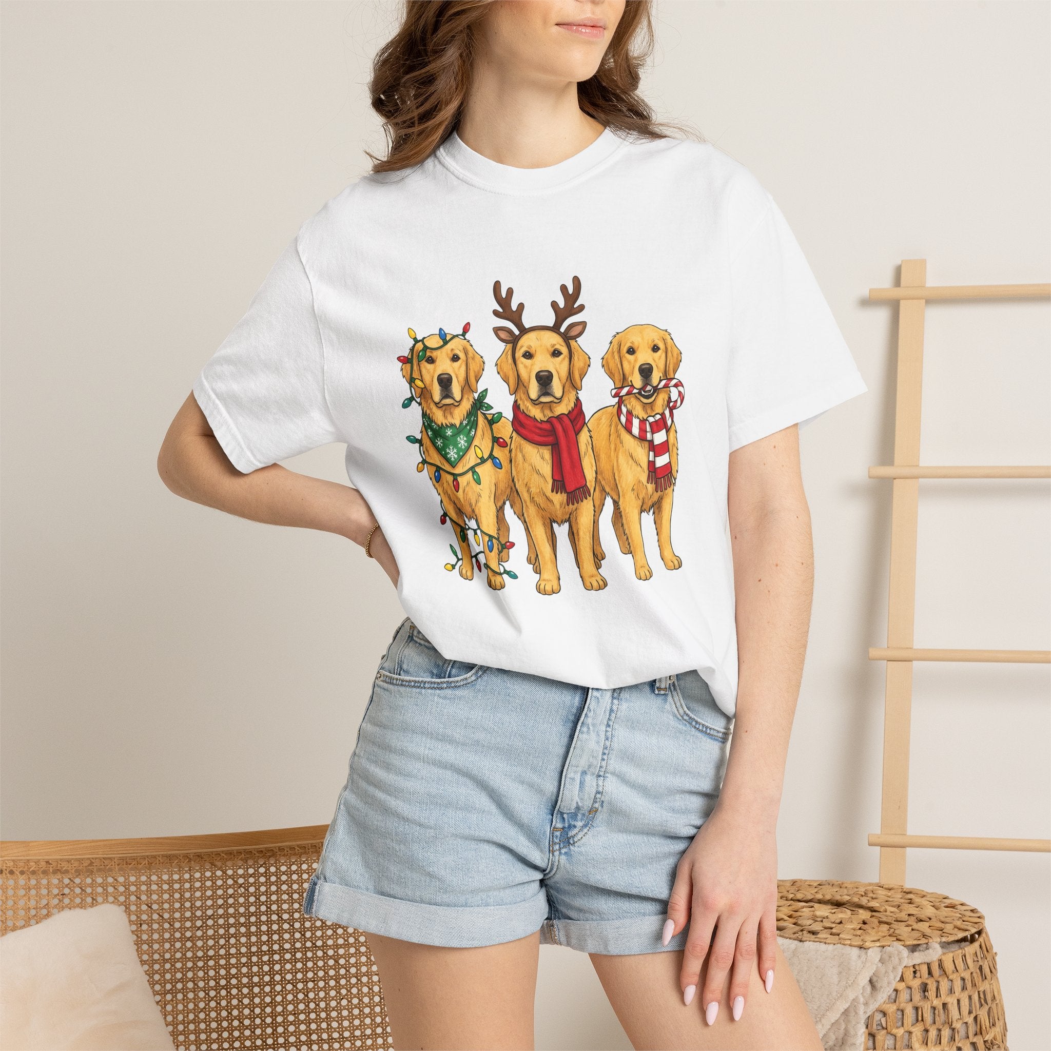 Retriever Dog Shirt Christmas Pets Gift Women Sketch Tee Dog T-Shirt Christmas Fan Drawing Graphic Retro Holiday Lights Tshirt