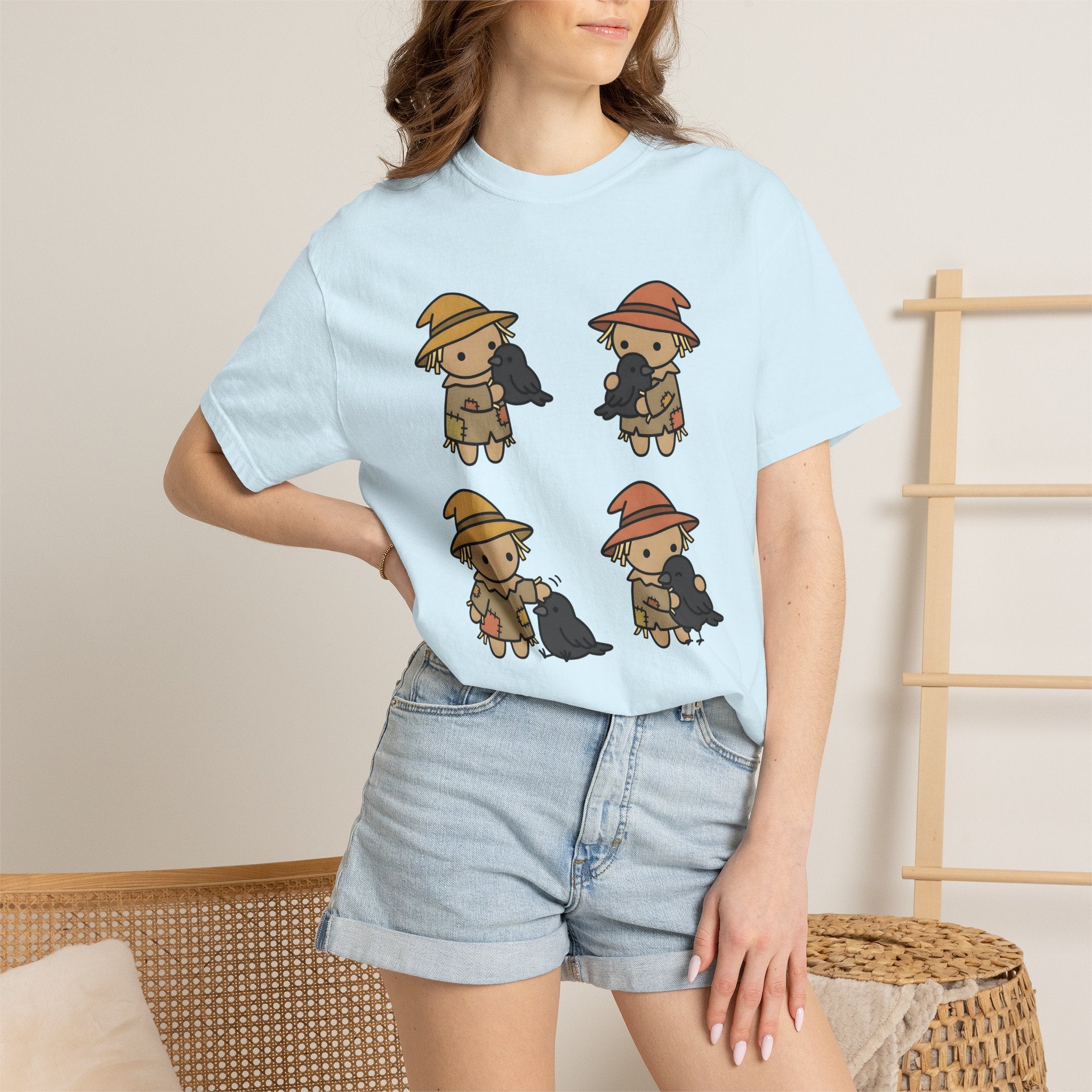 Scarecrow Crow Shirt Halloween Leaves Gift Women Hand Drawn Tee Crow T-Shirt Horror Fan Illustrated Tshirt Foliage Graphic Sleek Applique