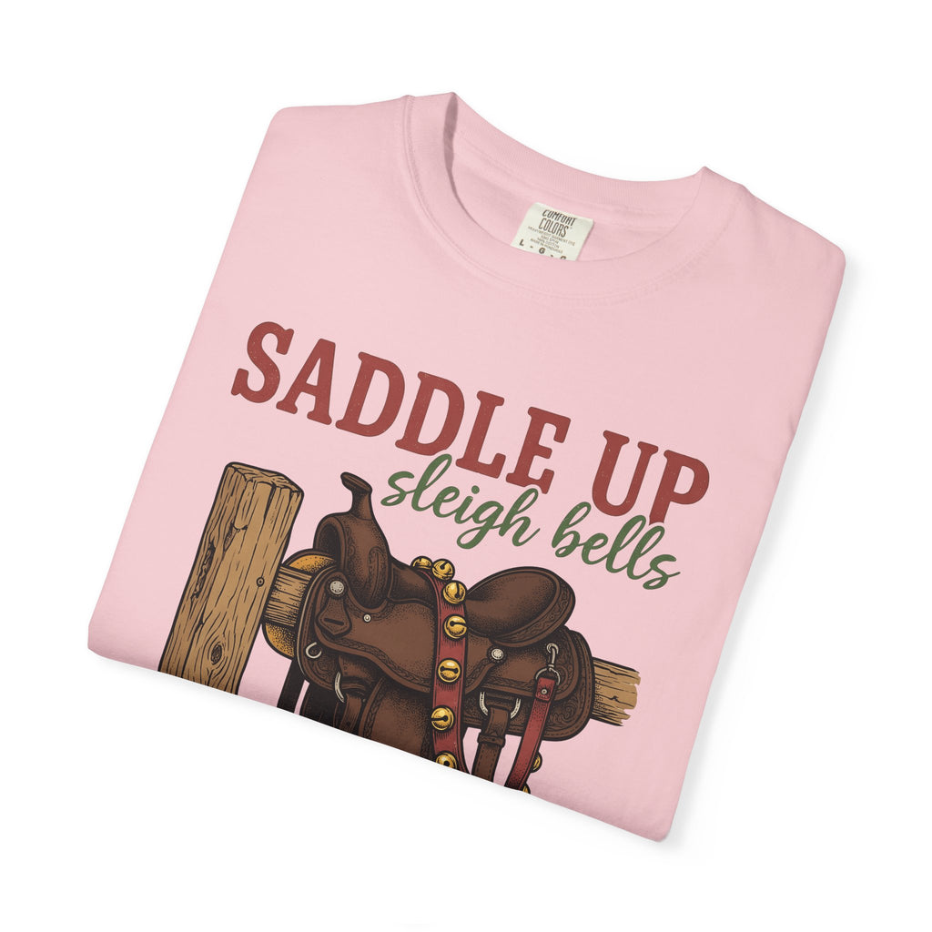 Leather Saddle Shirt Cowgirl Winter Gift Women Classic Tee Saddle T-Shirt Rodeo Fan Vintage Tshirt Frosty Graphic Outline Seasonal Bells