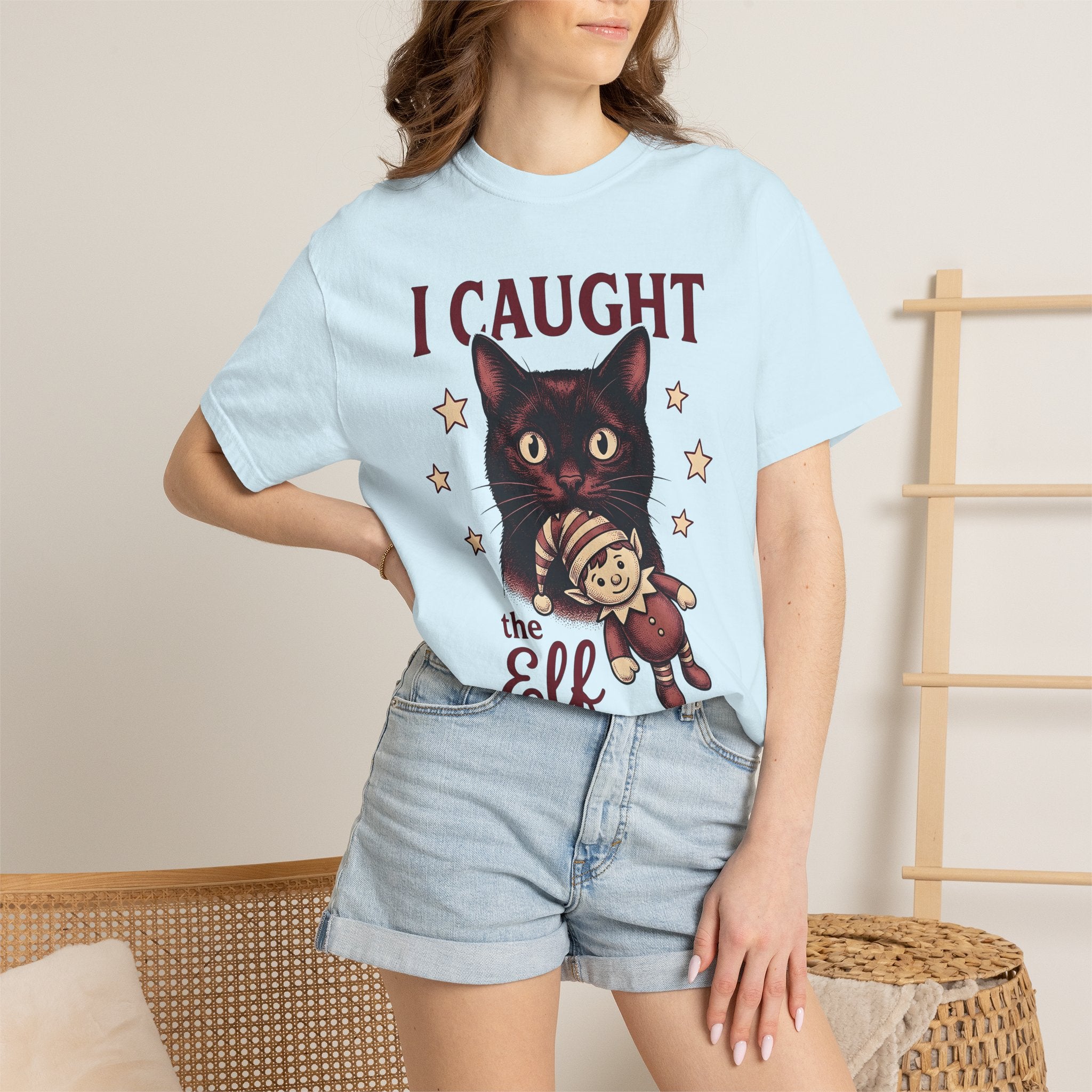 Black Cat Shirt Cat Christmas Gift Women Vintage Tee Cat T-Shirt Cat Fan Retro Tshirt Winter Graphic Hand Drawn Elf Doll Tshirt