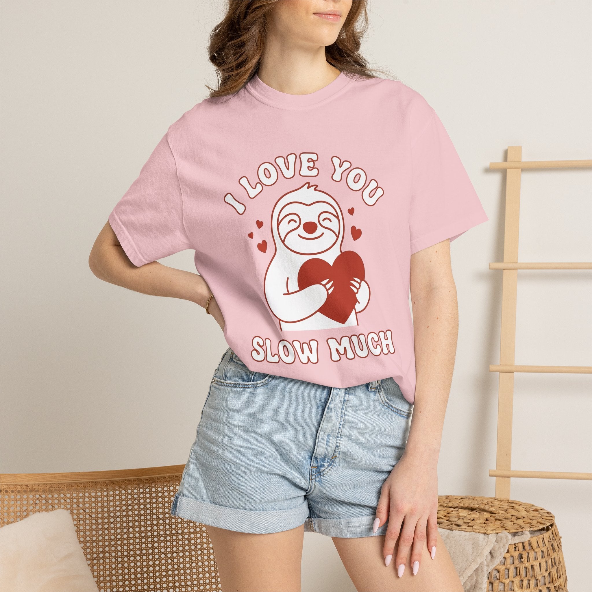 Sloth Heart Shirt St. Valentine's Day Animal Gift Women Cute Tee Heart T-Shirt Valentine Fan Adorable Tshirt Creature Graphic Minimalist