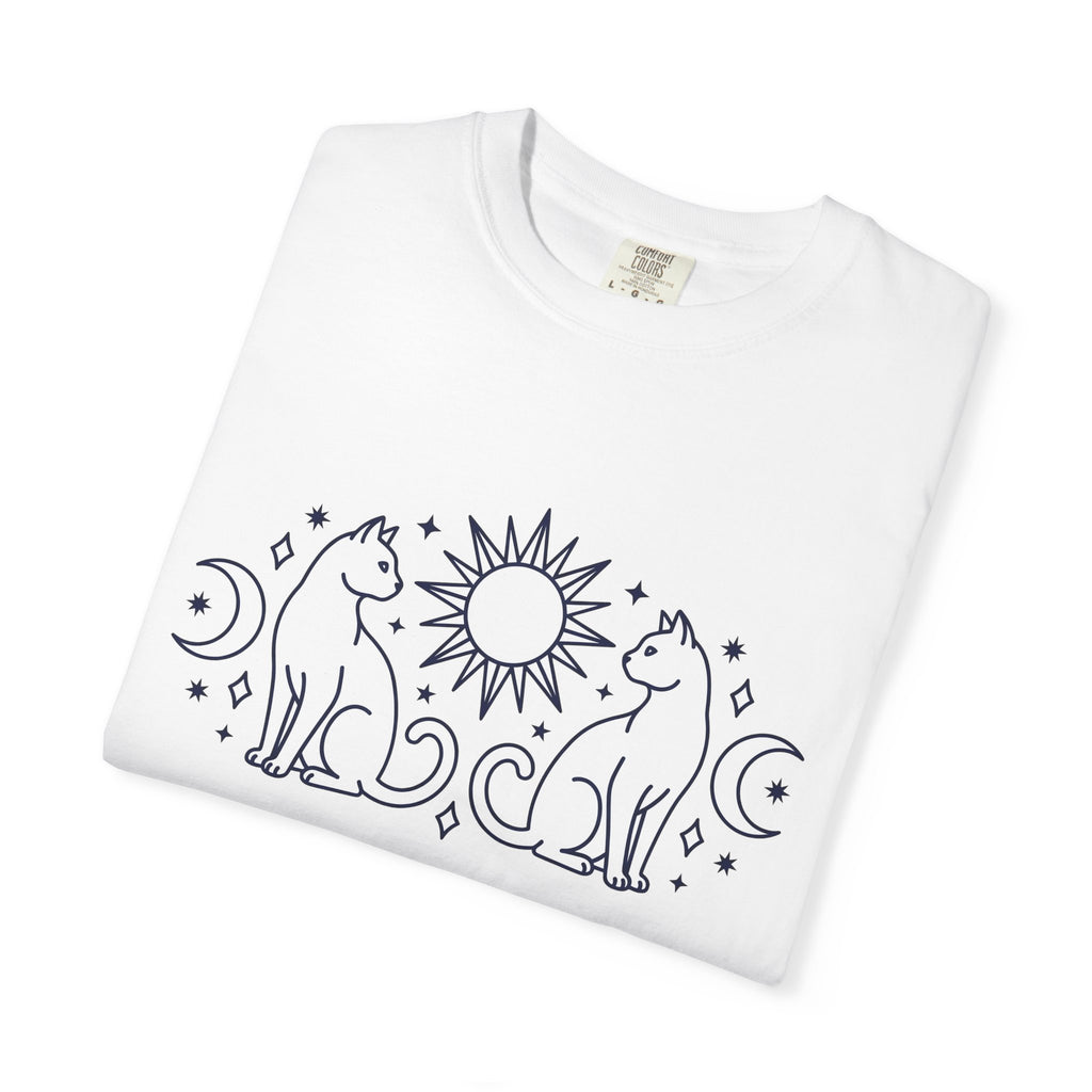 Magical Cats Shirt Cat Astrology Gift Women Outline Tee Kitties T-Shirt Cat Fan Feline Tshirt Zodiac Graphic Clean Crescent Moon Tshirt