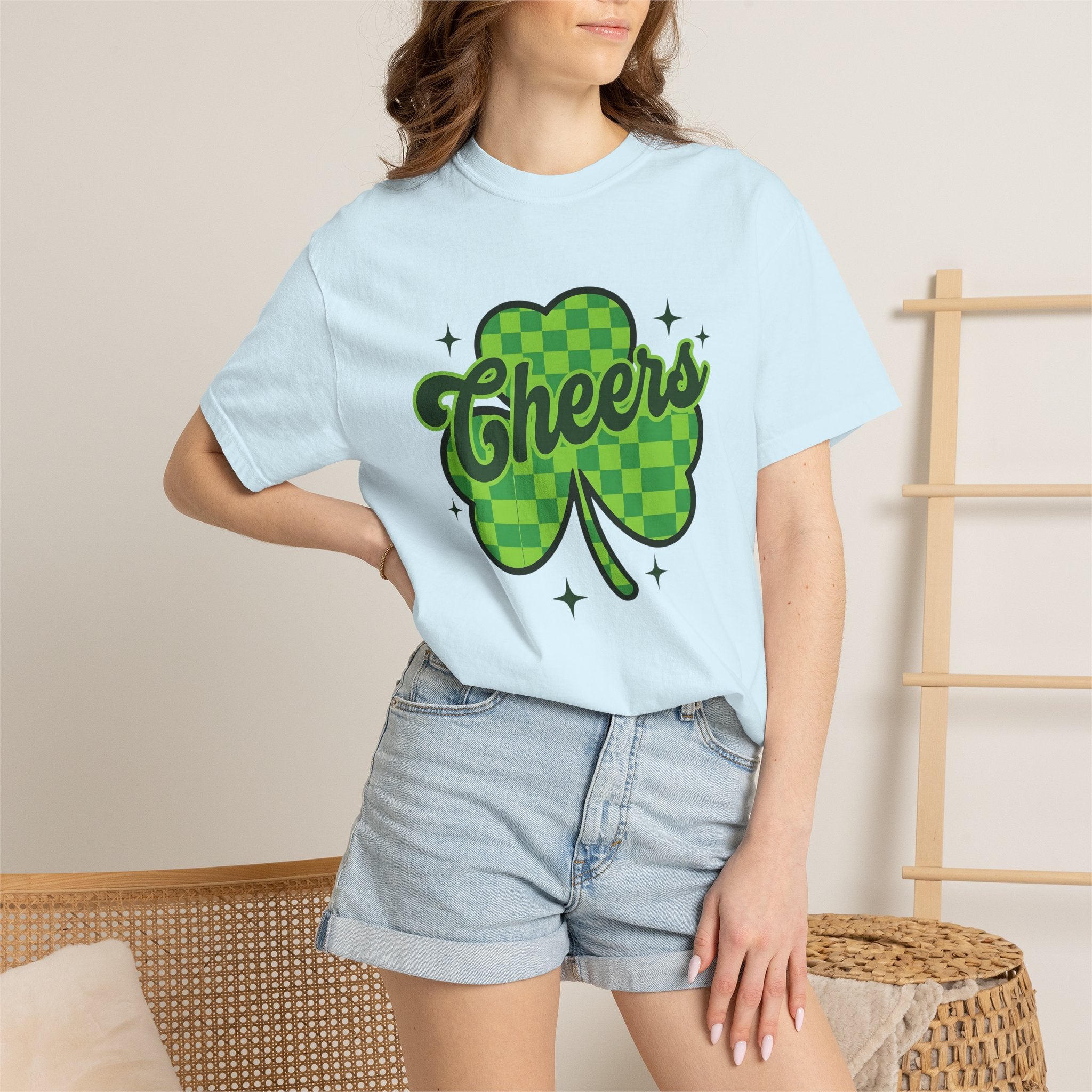 Shamrock Graphic Shirt St Patrick's Day Drinking Gift Women Retro Tee Clover T-Shirt St Patricks Fan Vintage Tshirt Boozy Graphic Minimalist