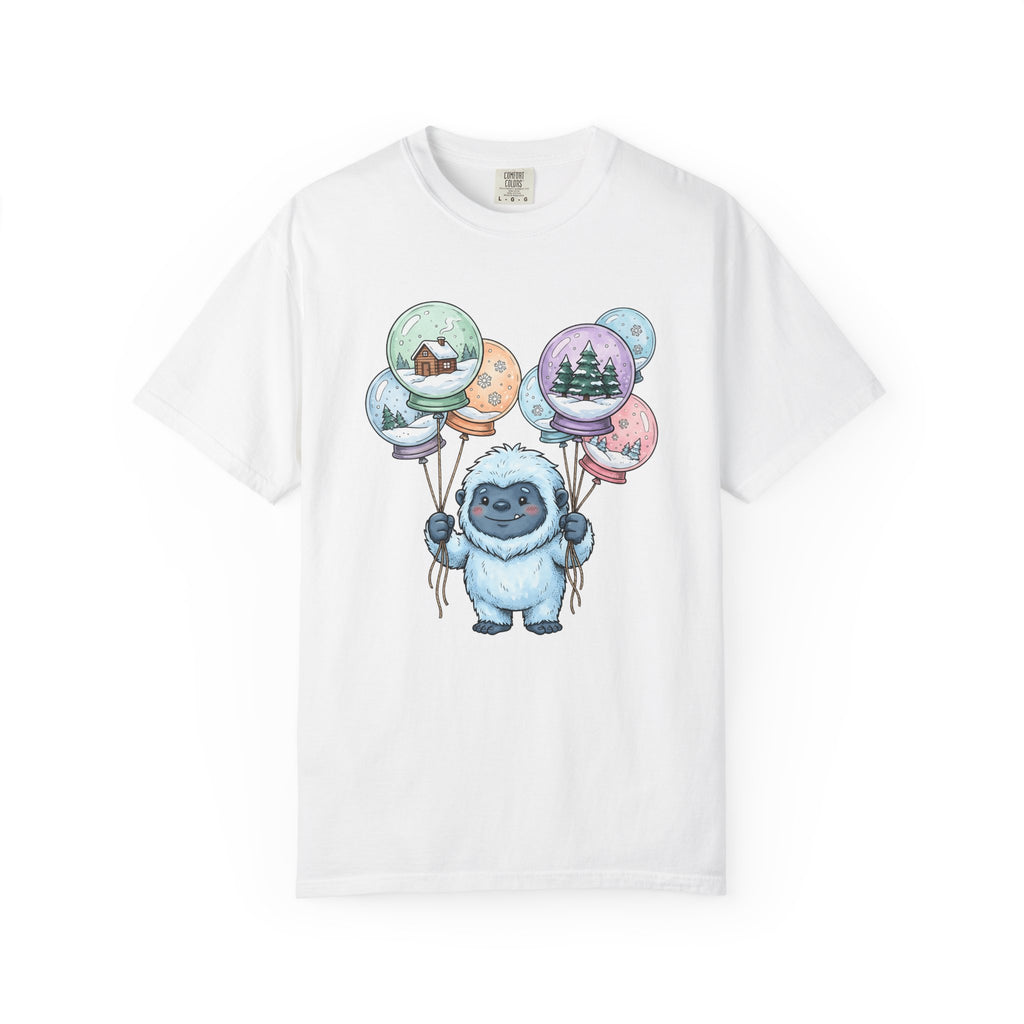Bigfoot Snow Globe Shirt Cute Cold Gift Women Illustrated Tee Sasquatch T-Shirt Adorable Fan Illustrated Tshirt Frosty Graphic Line Art