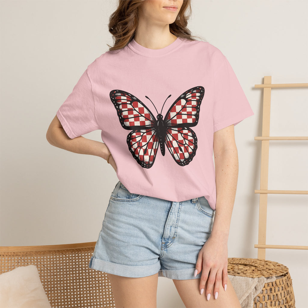 Butterfly Graphic Shirt Mom Nature Gift Women Farmhouse Tee Butterfly T-Shirt Motherhood Fan Rustic Tshirt Environmental Graphic Vintage