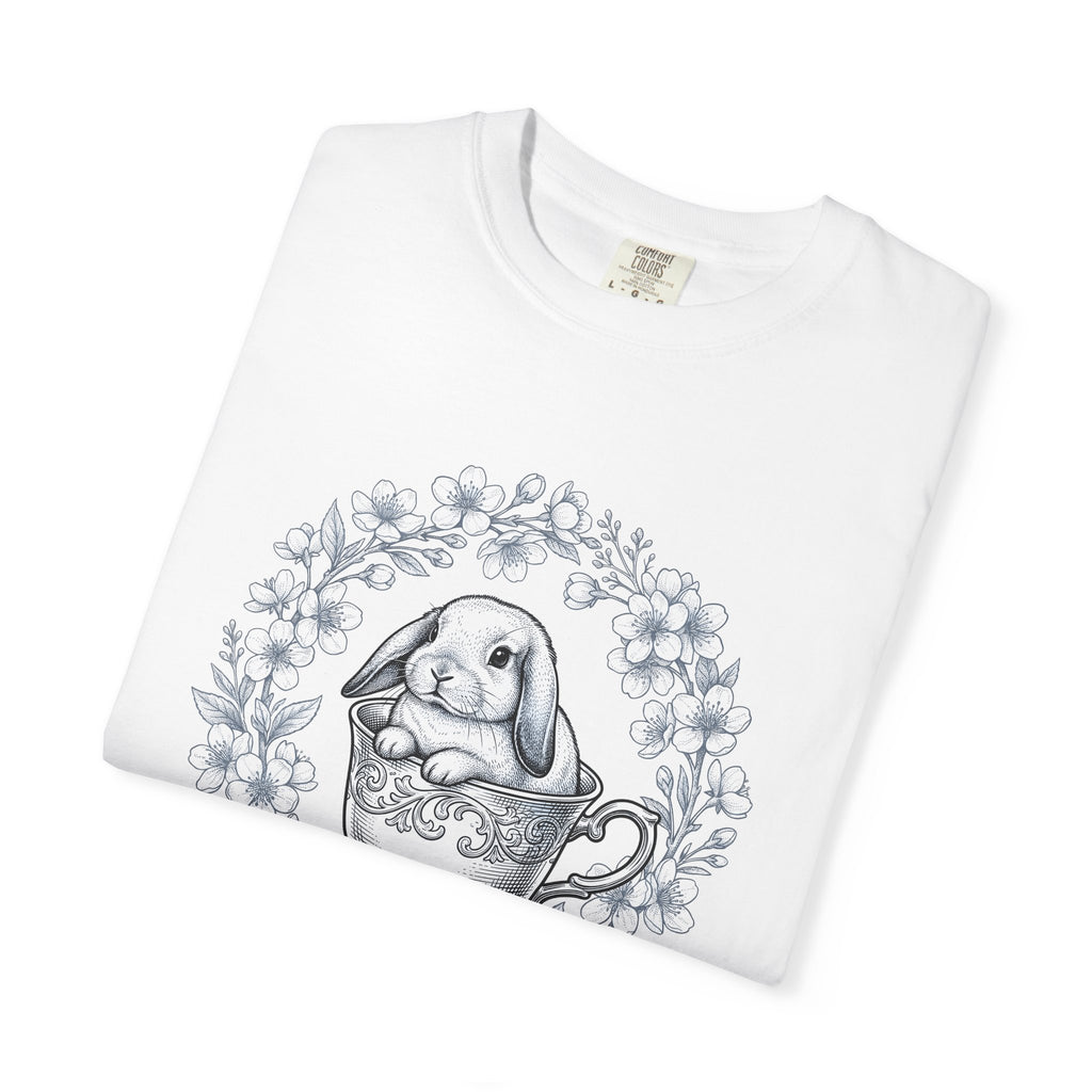 Bunny Teacup Shirt Easter Animal Gift Women Vintage Tee Rabbit T-Shirt Easter Fan Bunny Tshirt Retro Tshirt Creature Graphic Hand Drawn