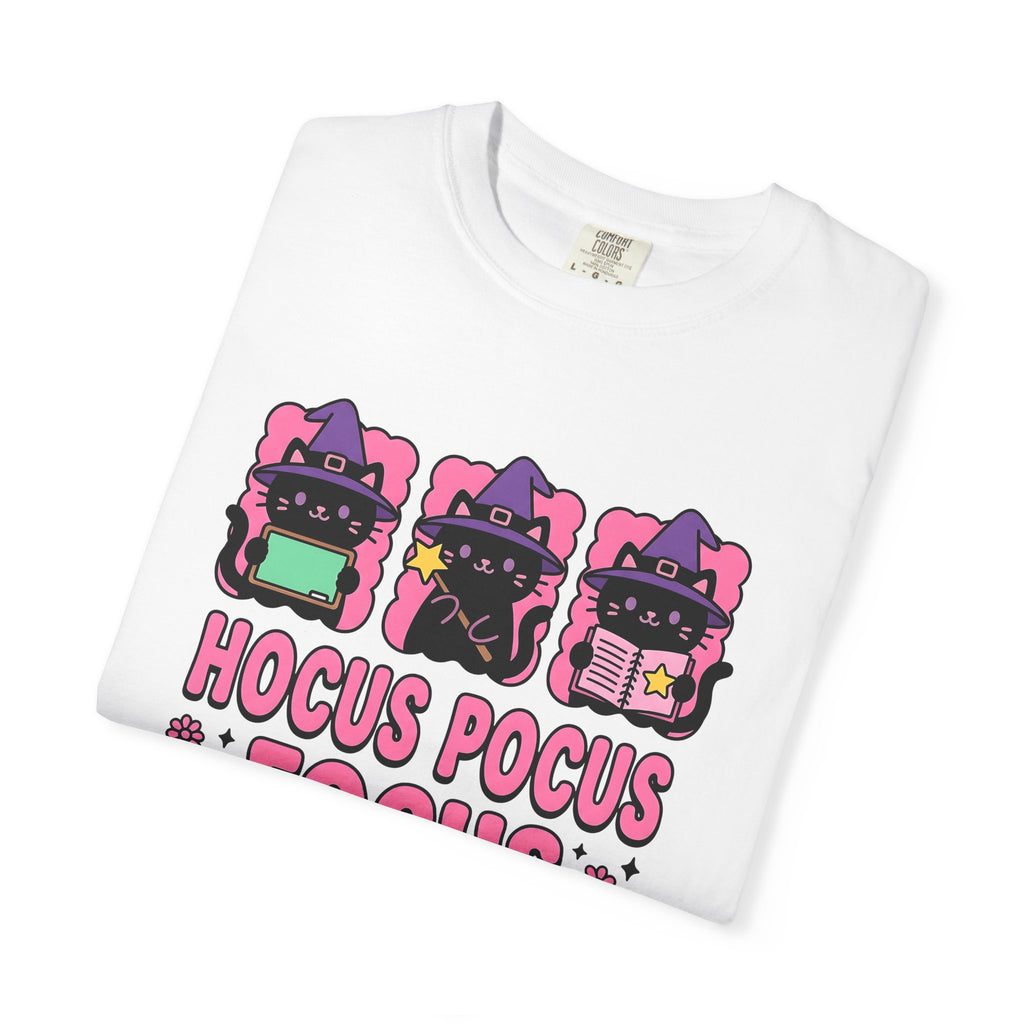 Witch Cat Shirt Teachers Halloween Gift Women Kawaii Tee Cat Lady T-Shirt Educator Enthusiast Cute Tshirt Spooky Graphic Cartoon Magic Wand
